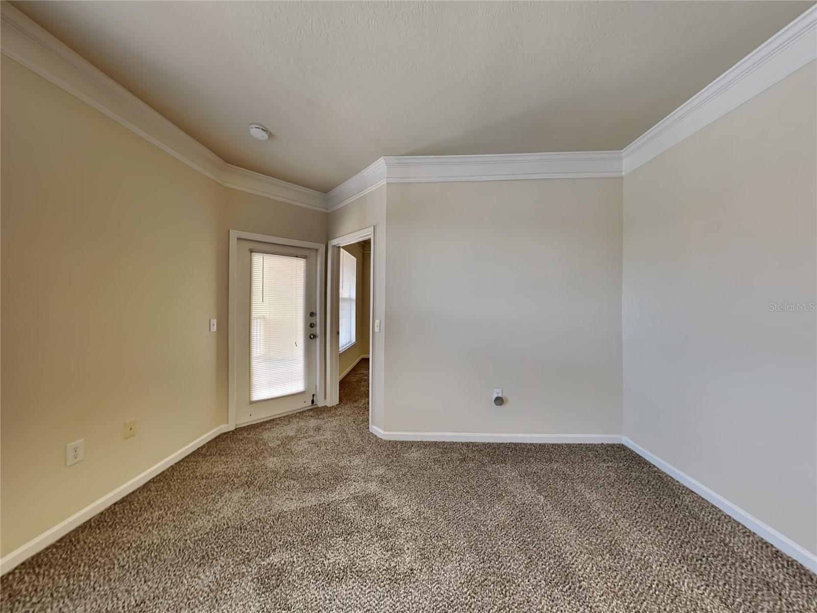 MIRABELLA - Residential Lease