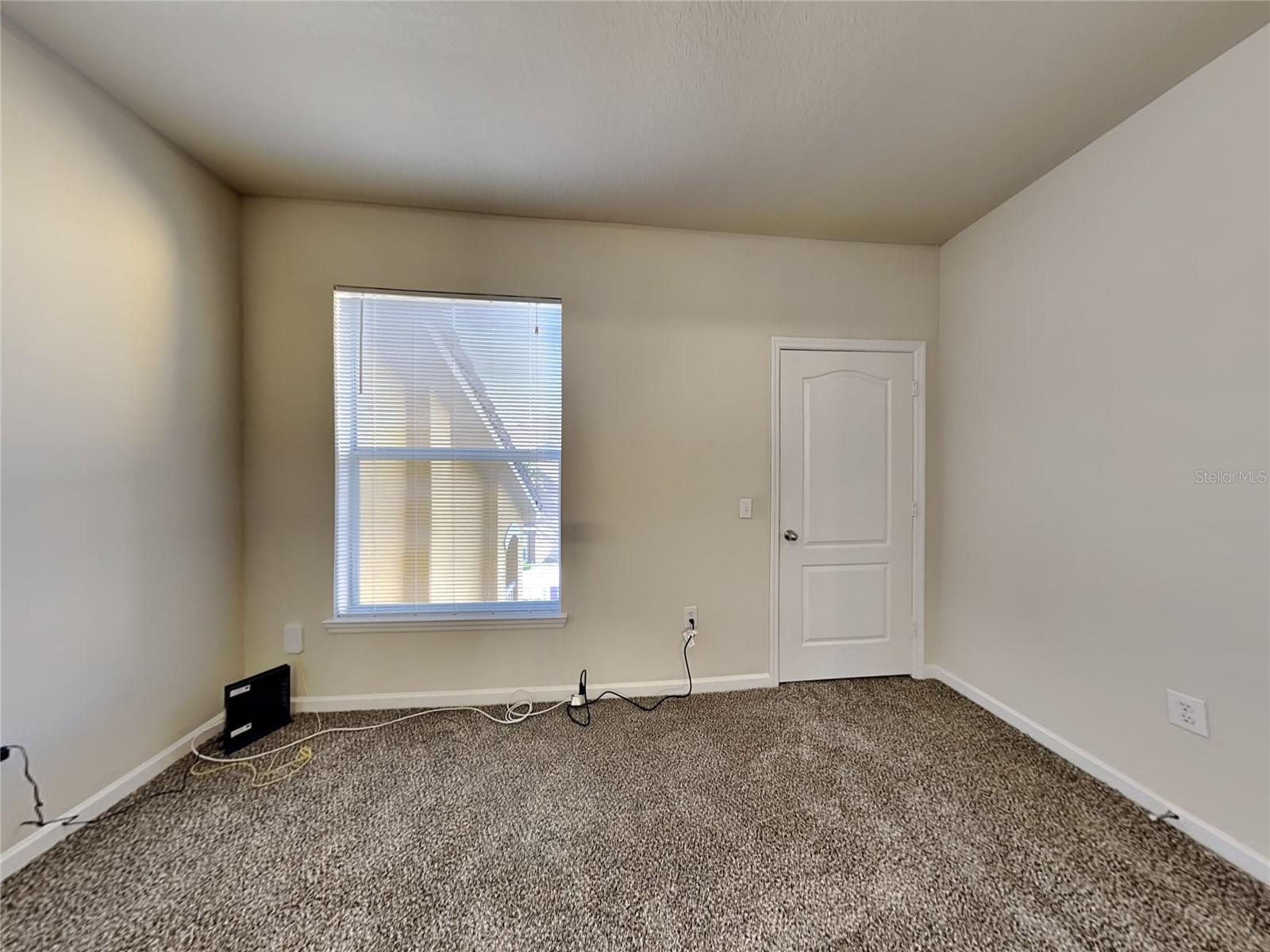 MIRABELLA - Residential Lease