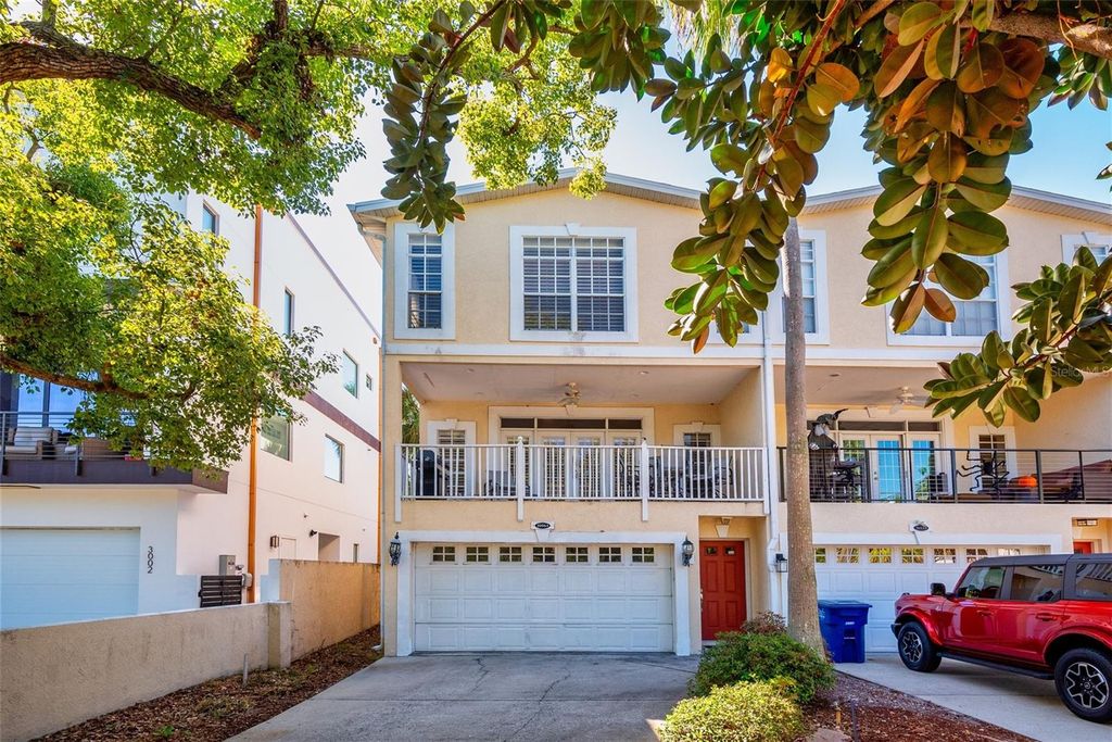 Photo of 3006 W Julia Street #A, Tampa, FL 33629 (MLS # C7516322)