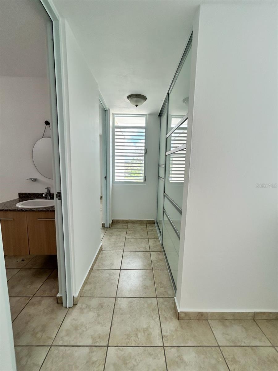 MANSIONES DE JUNCOS - Residential Lease