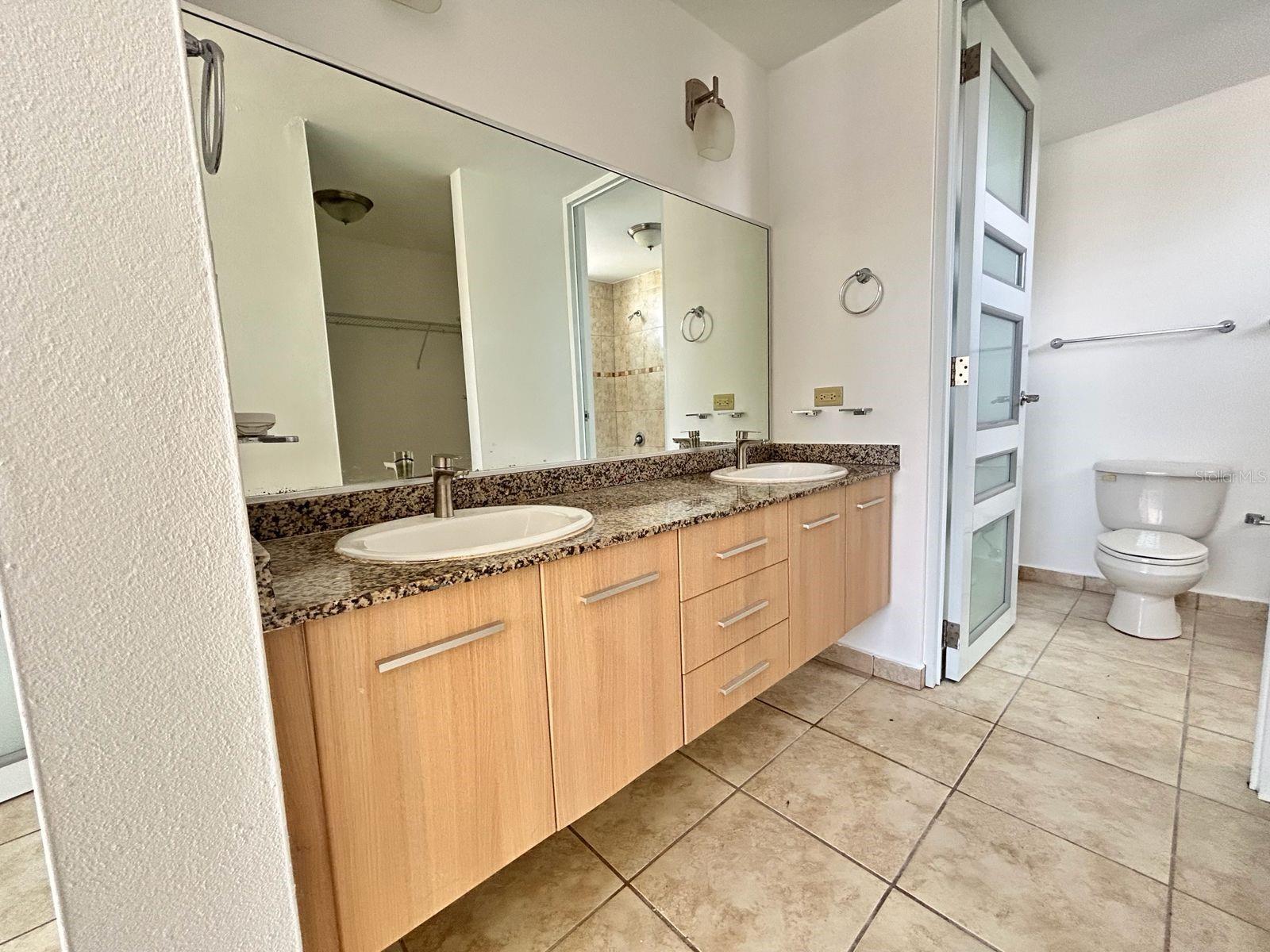 MANSIONES DE JUNCOS - Residential Lease