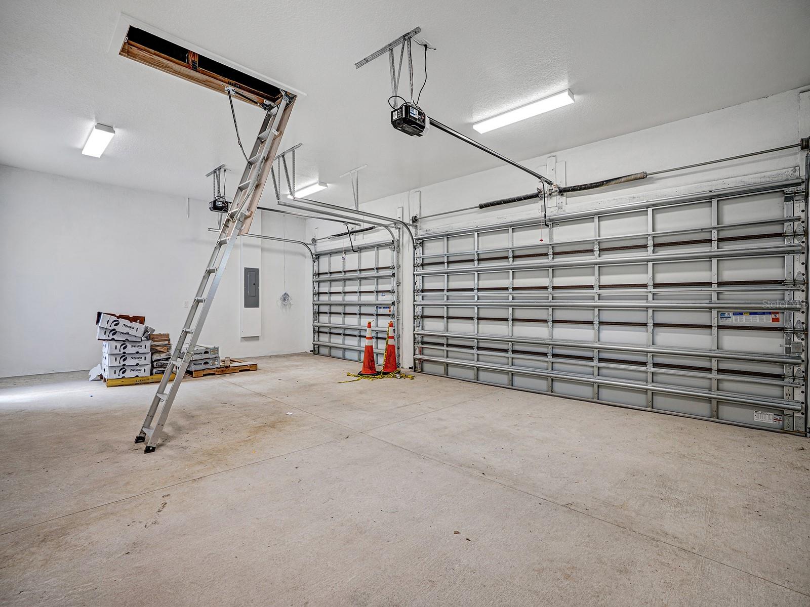 WATER VIEW HEIGHTS - Residential