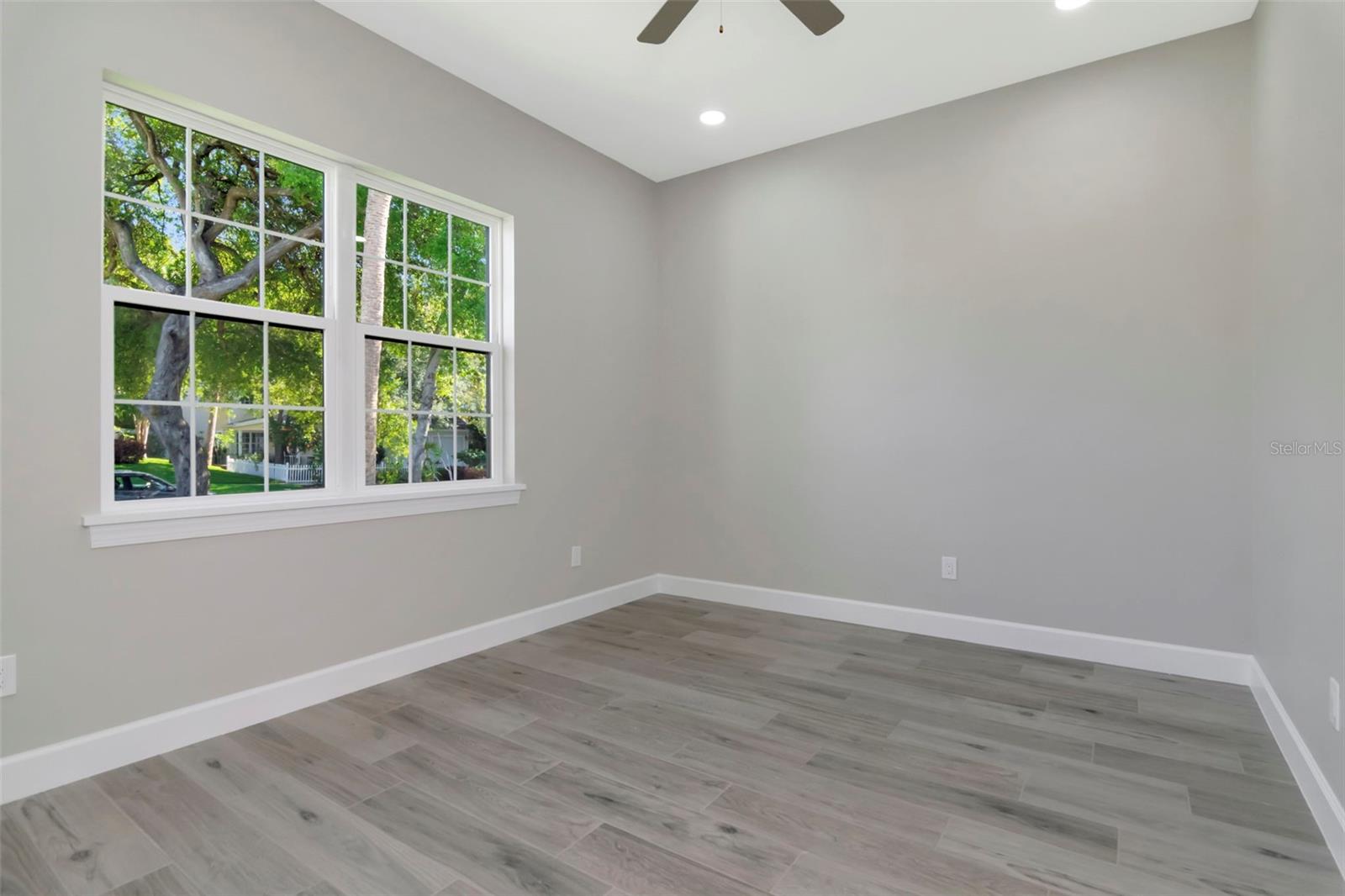WATER VIEW HEIGHTS - Residential