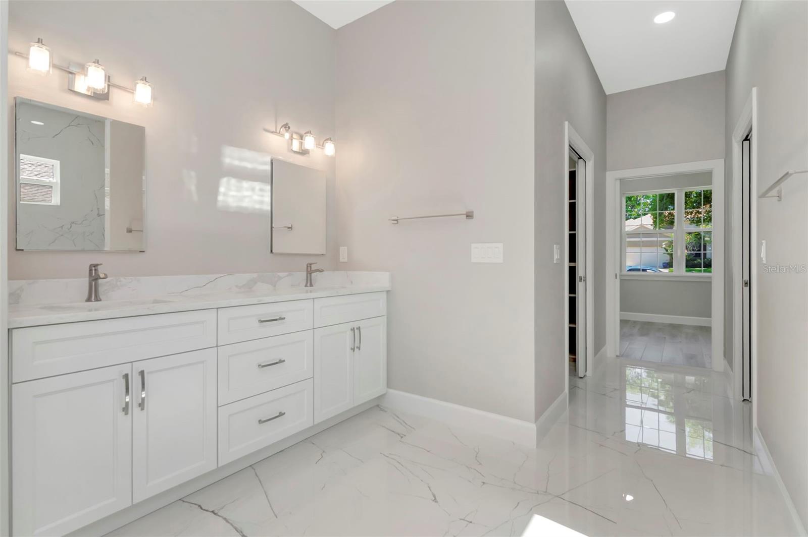 WATER VIEW HEIGHTS - Residential