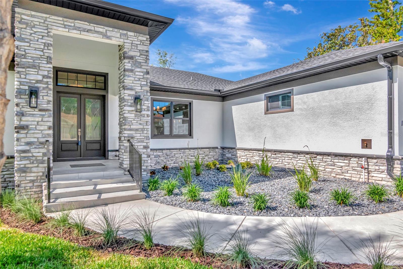 WATER VIEW HEIGHTS - Residential