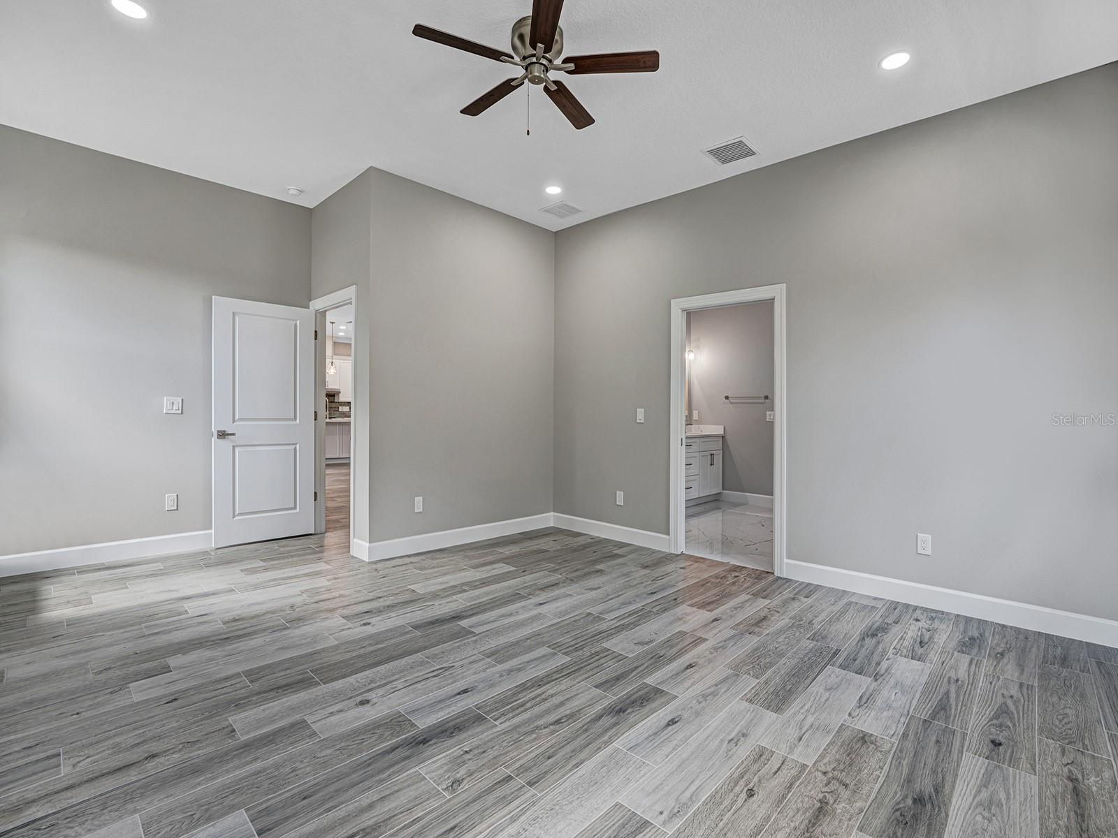 WATER VIEW HEIGHTS - Residential