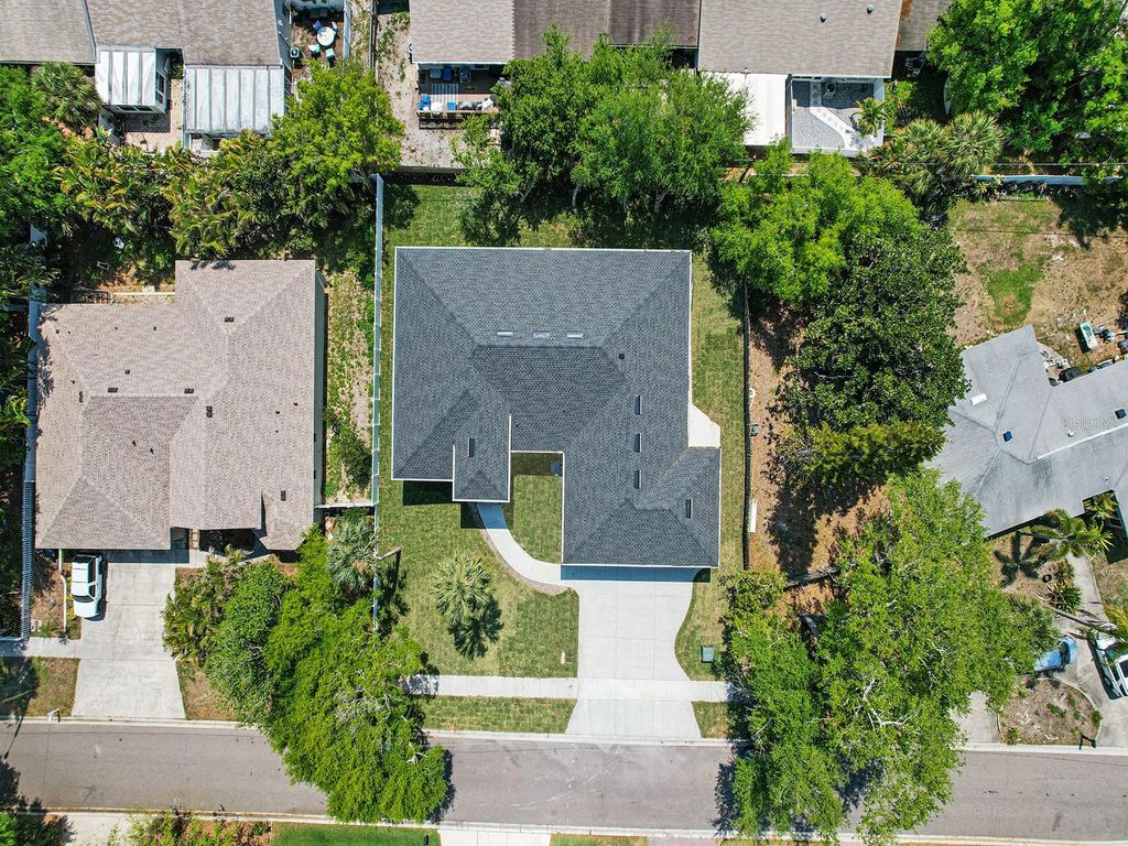 Photo of 108 Irwin Street E, Safety Harbor, FL 34695 (MLS # TB8491819)