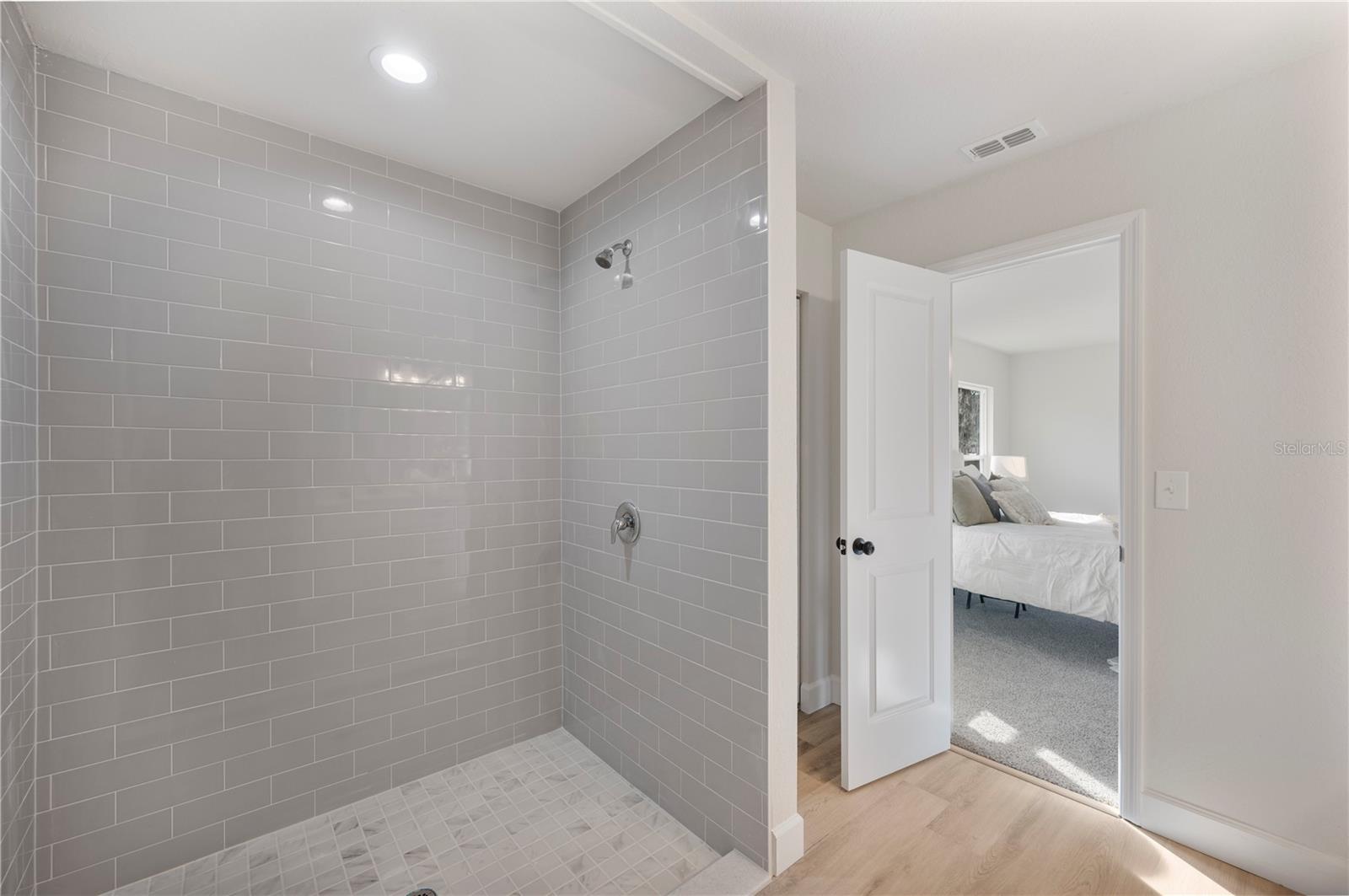 PINE LAKE SUB - Residential