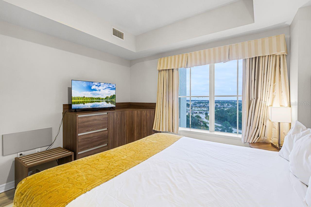 POINT ORLANDO RESIDENCE CONDO - Residential