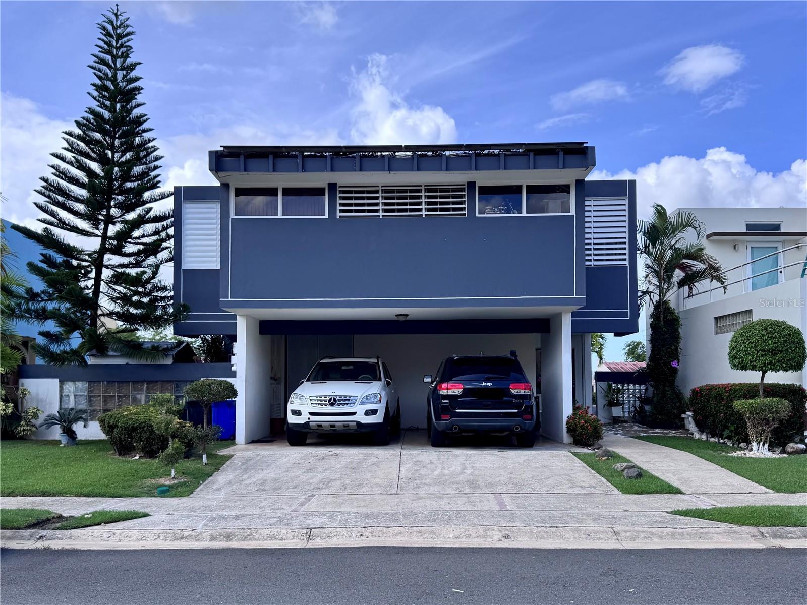 PASEOS LAS VISTAS - Residential
