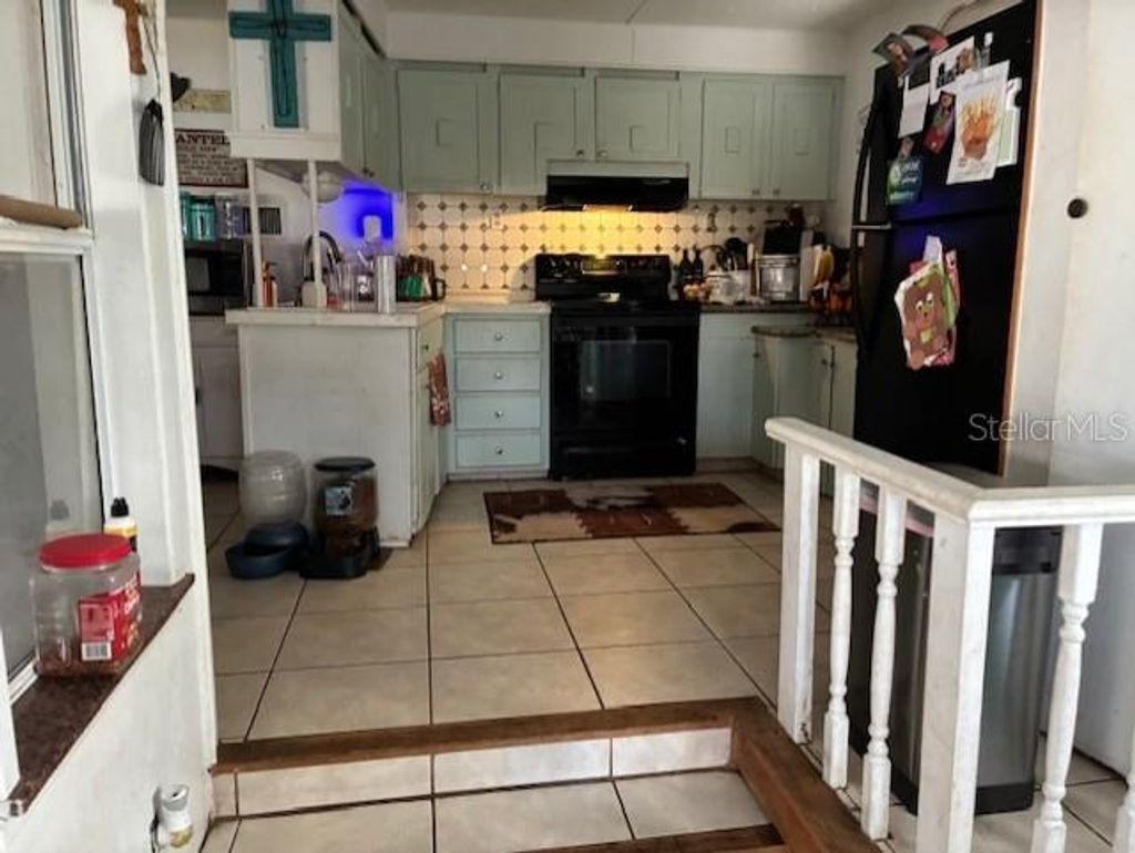 Photo of 1915 SE 35th Lane, Okeechobee, FL 34974 (MLS # O6383297)