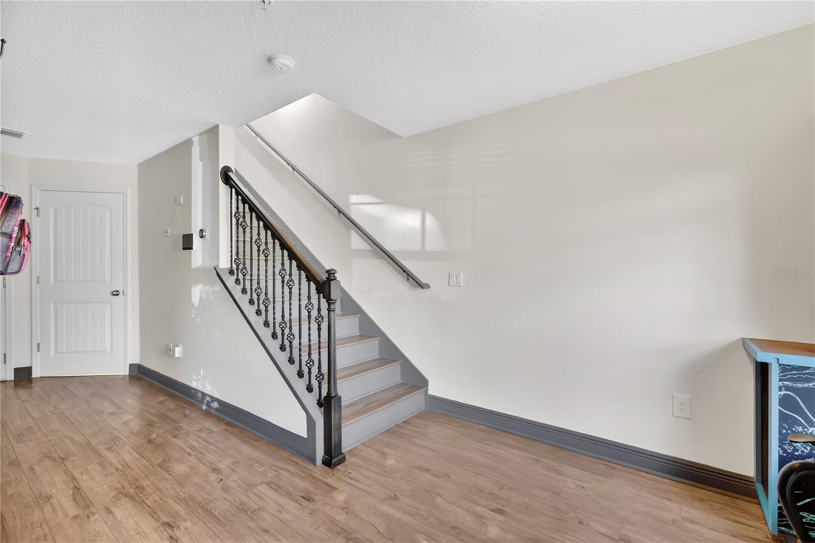 RAVINA/EAST PARK - Residential