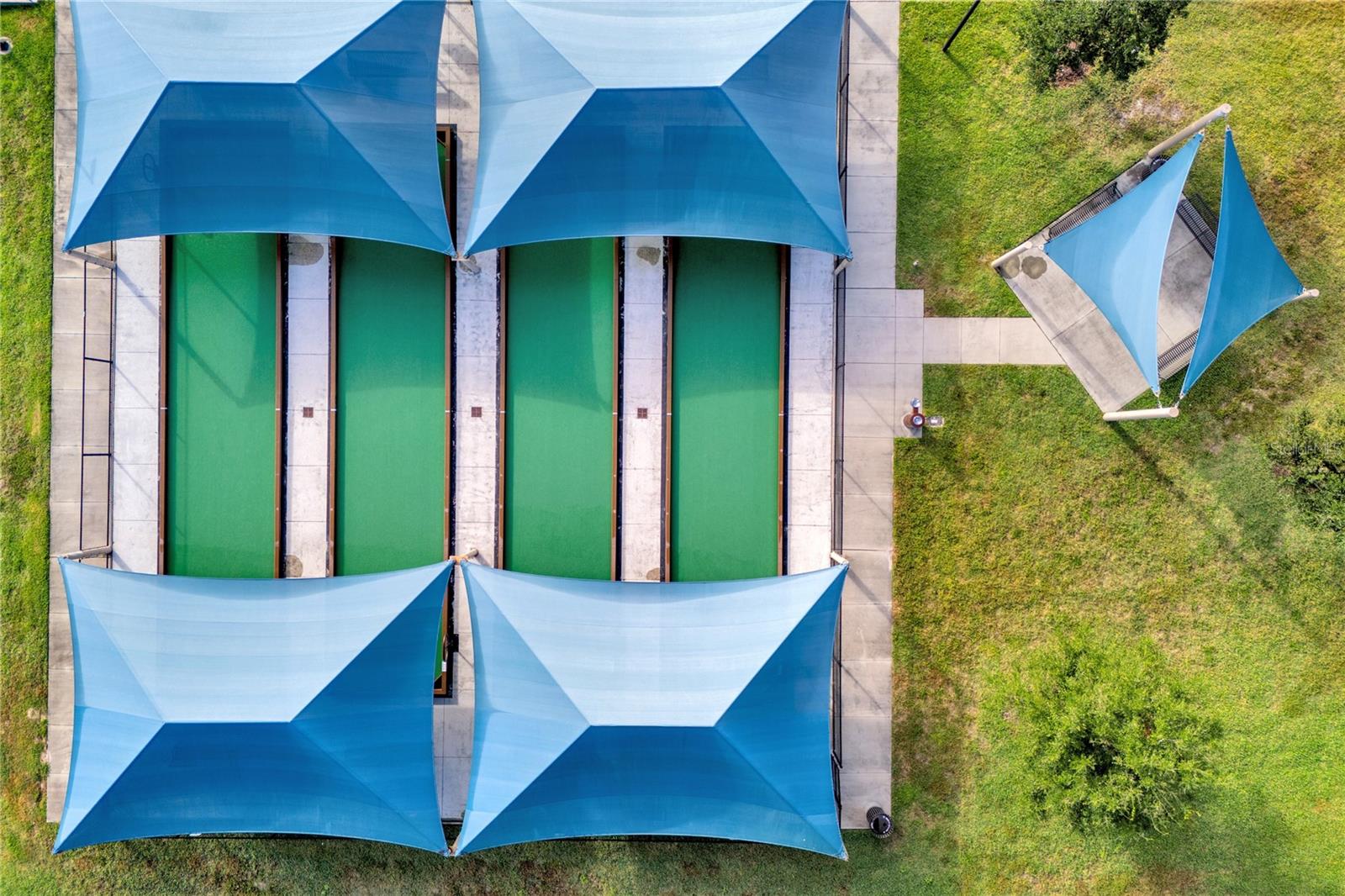 SPRING OAKS UNIT 4 - Residential