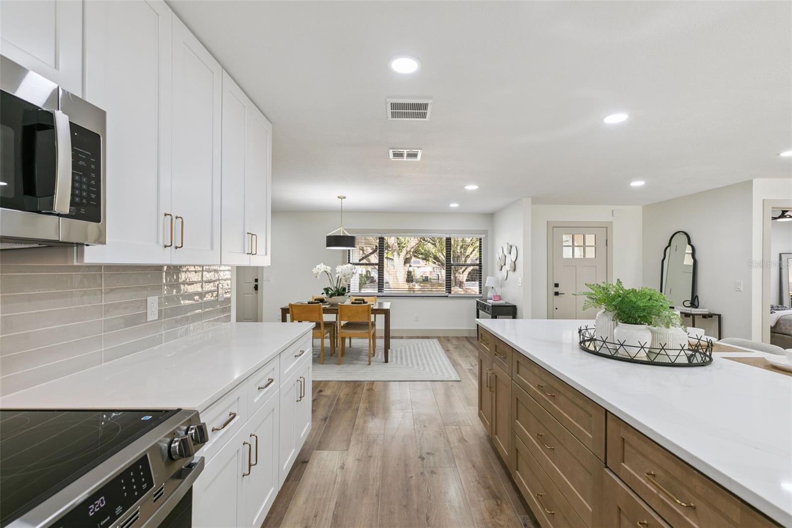 SPRING OAKS UNIT 4 - Residential