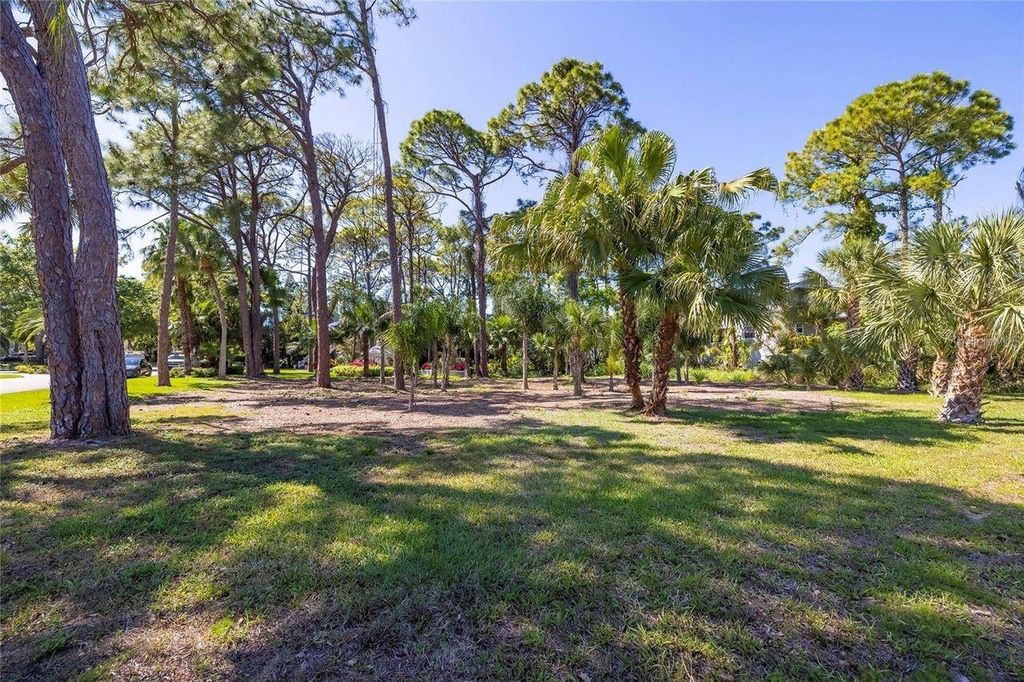 Photo of 8th / Soundview Street, Palm Harbor, FL 34683 (MLS # TB8418960)