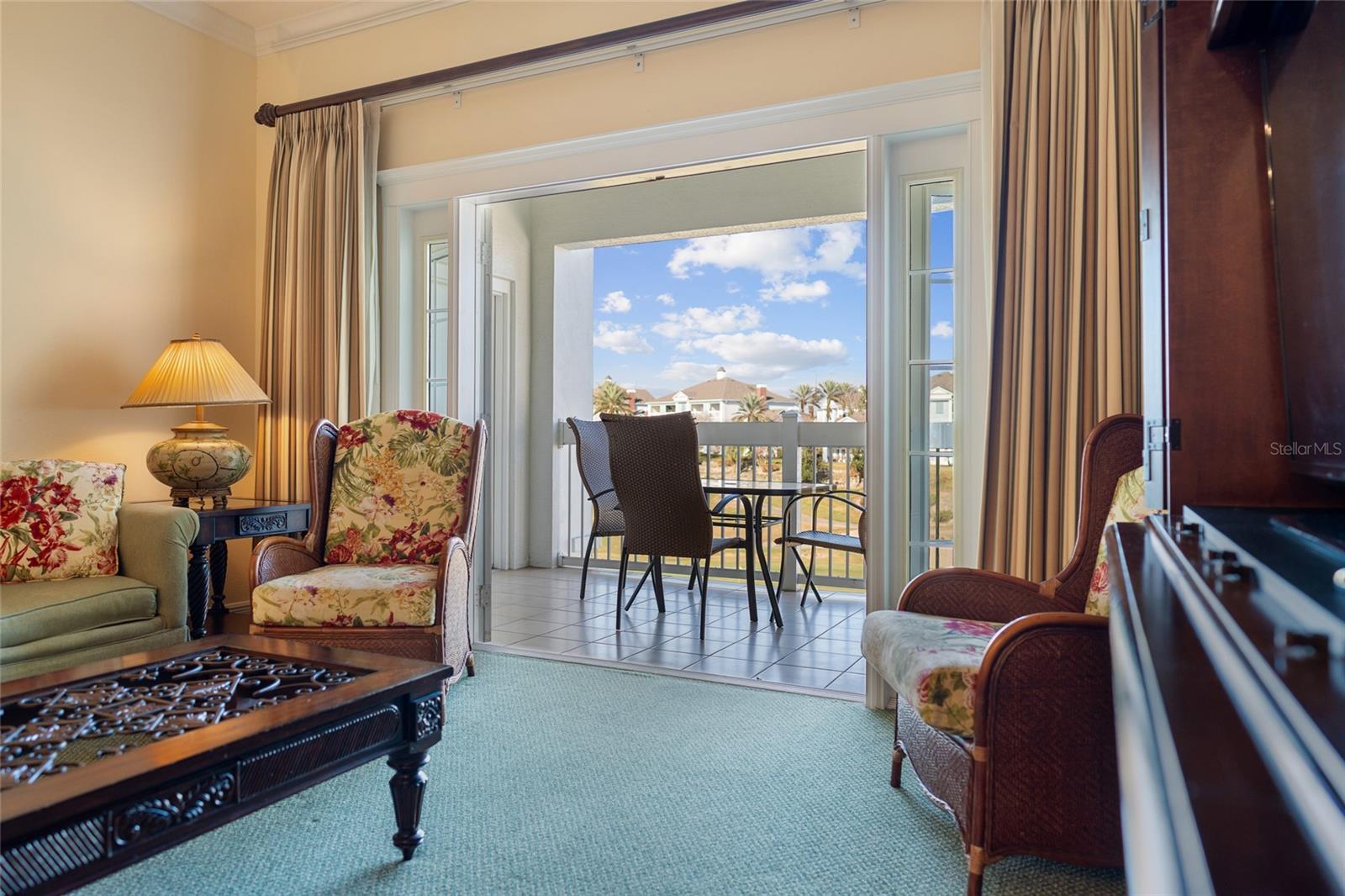 HERITAGE CROSSING CONDO PH 8 - Residential