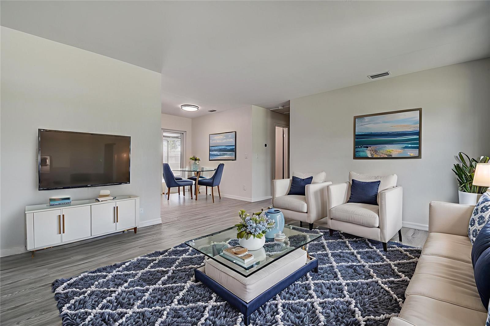 PINELLAS PINES ESTATE - Residential