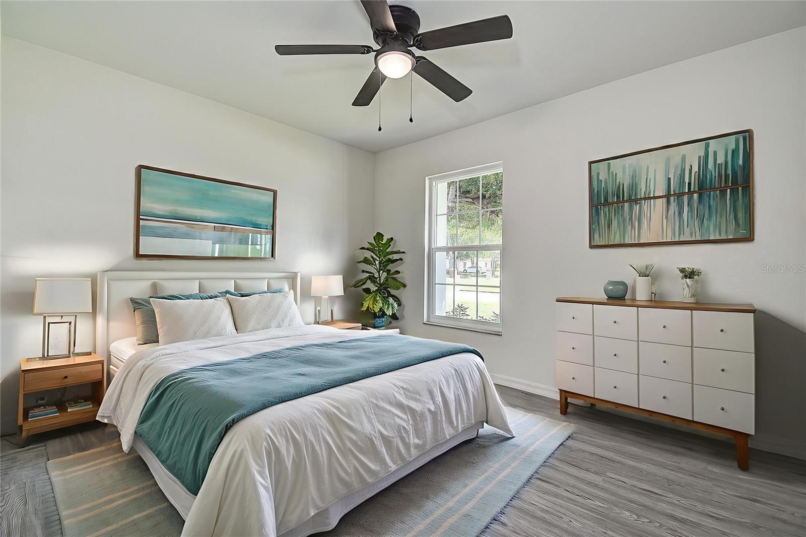 PINELLAS PINES ESTATE - Residential