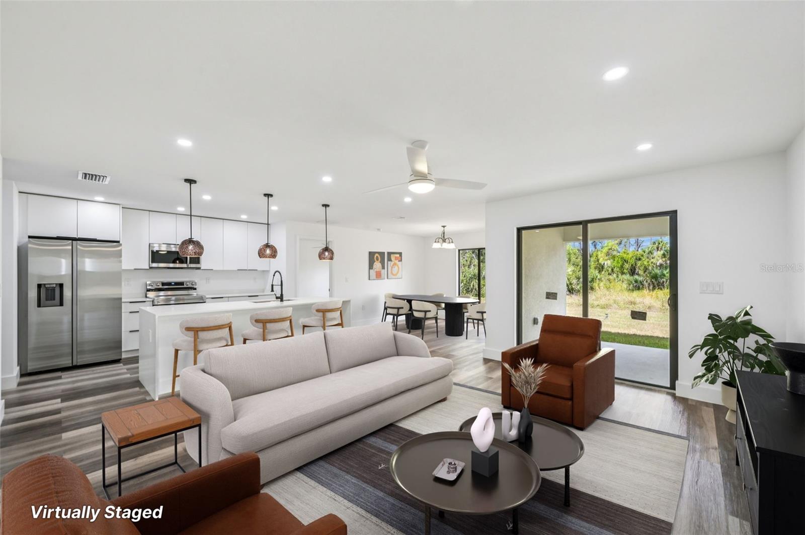 15468 CHAMBERLAIN BOULEVARD