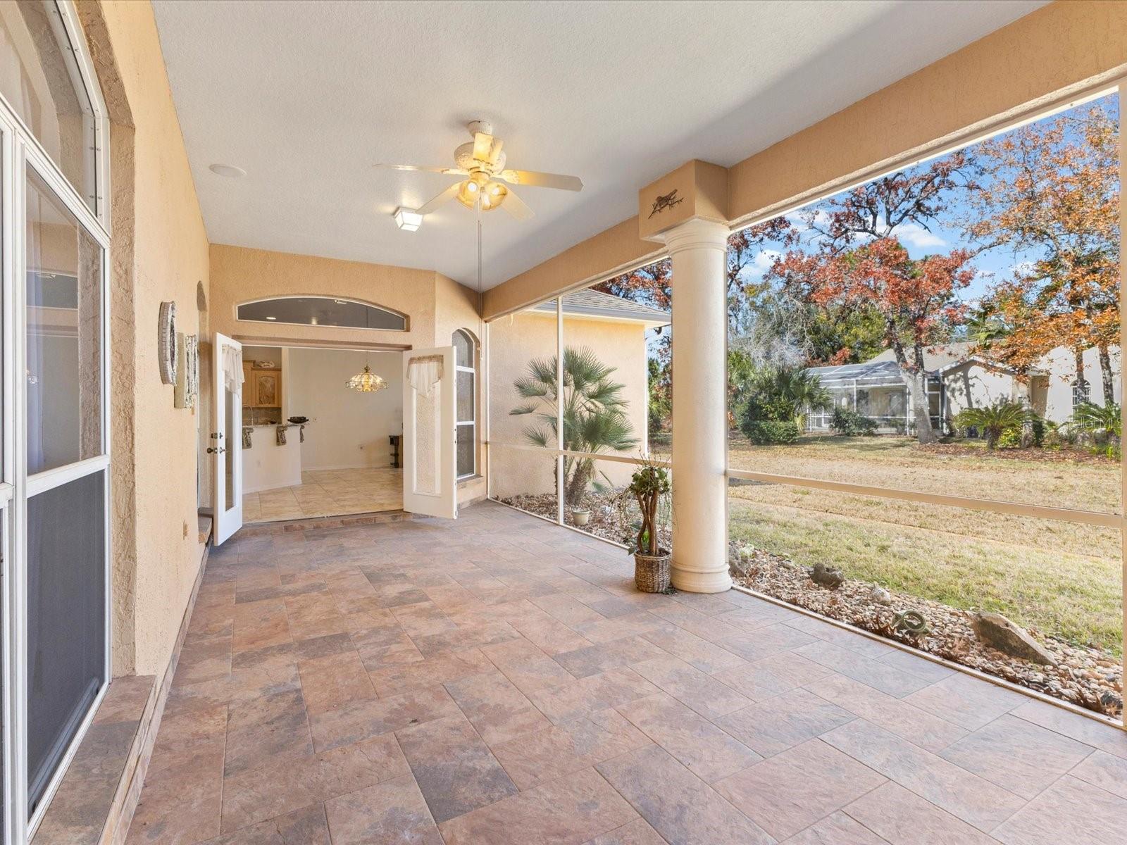 PRISTINE PLACE PH 4 - Residential