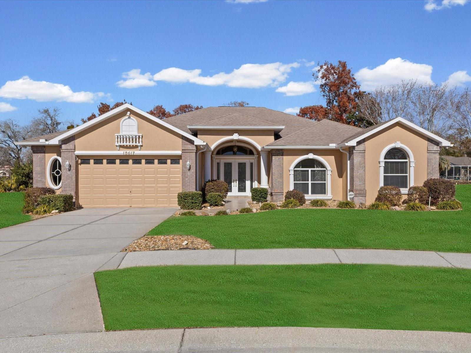 PRISTINE PLACE PH 4 - Residential