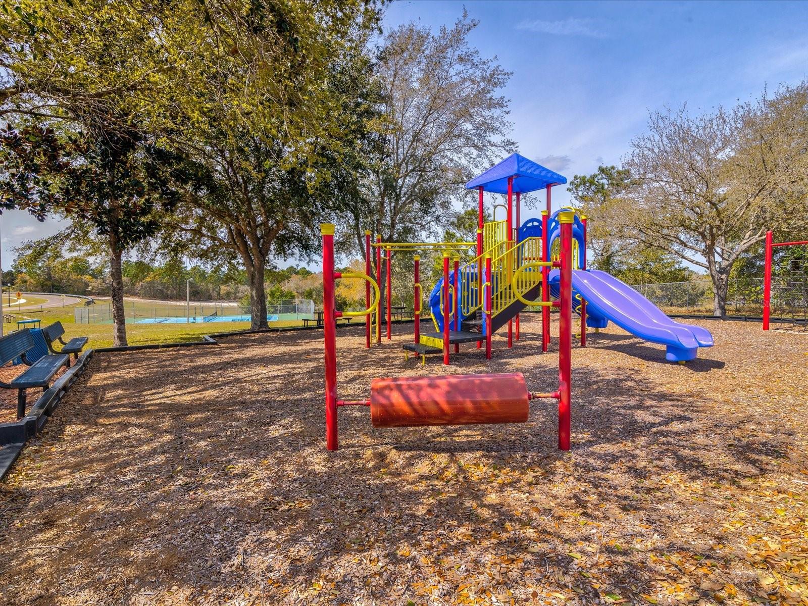 PRISTINE PLACE PH 4 - Residential