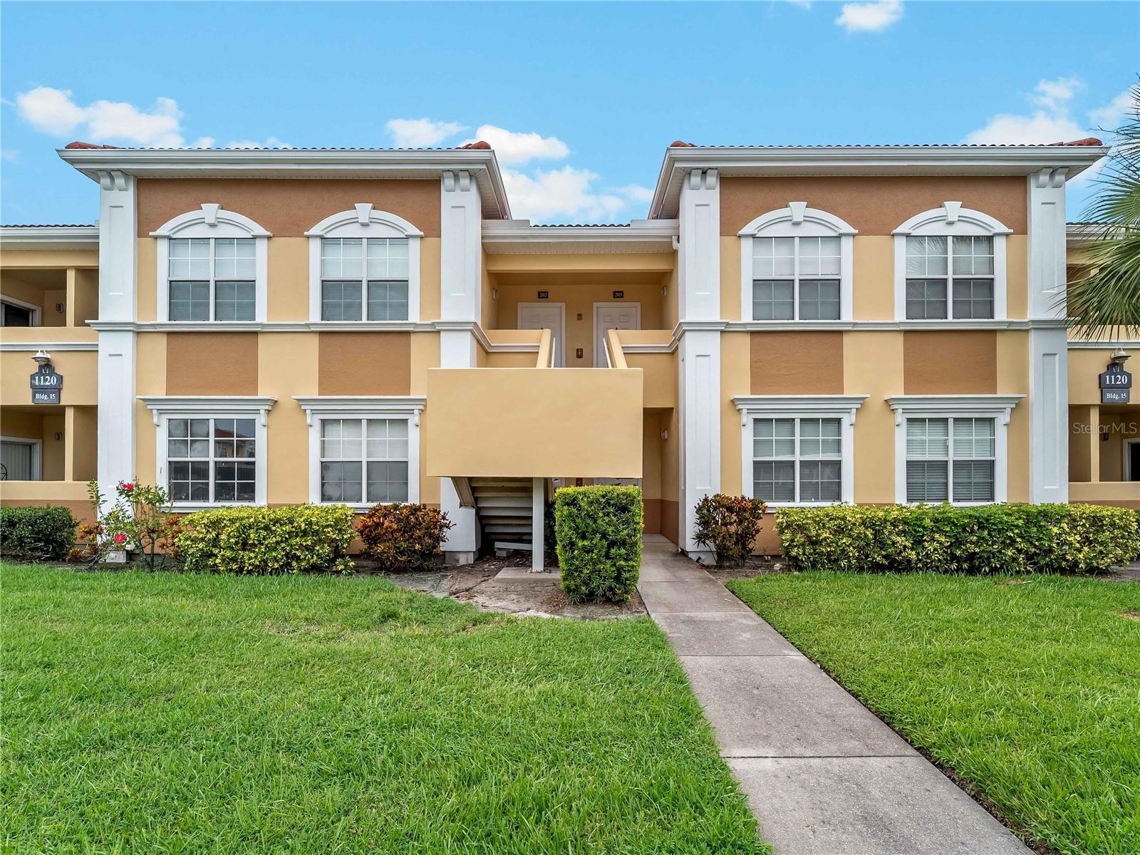 1120 VILLAGIO CIRCLE 202