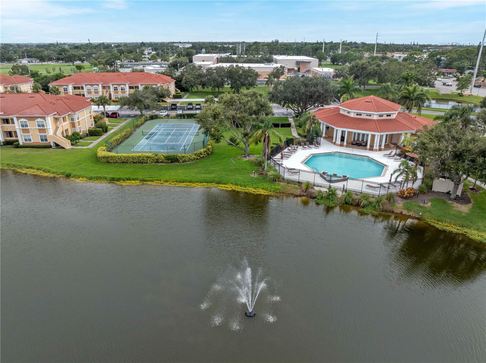 VILLAGIO - Residential