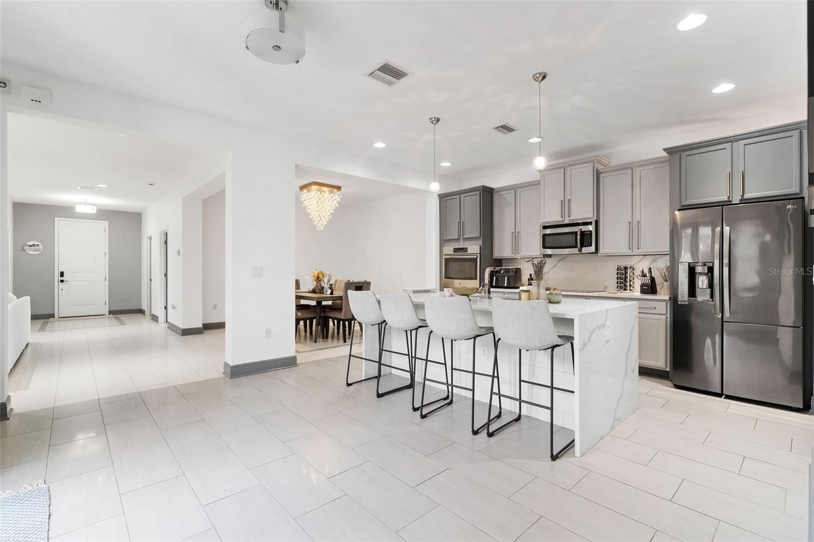 RAVINIA PH 2 - Residential Lease