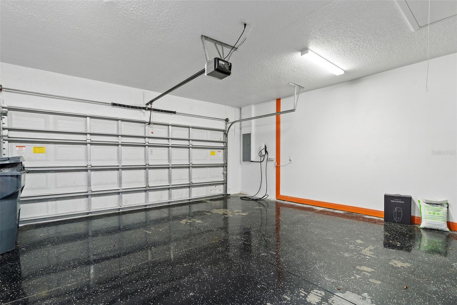 RAVINIA PH 2 - Residential Lease