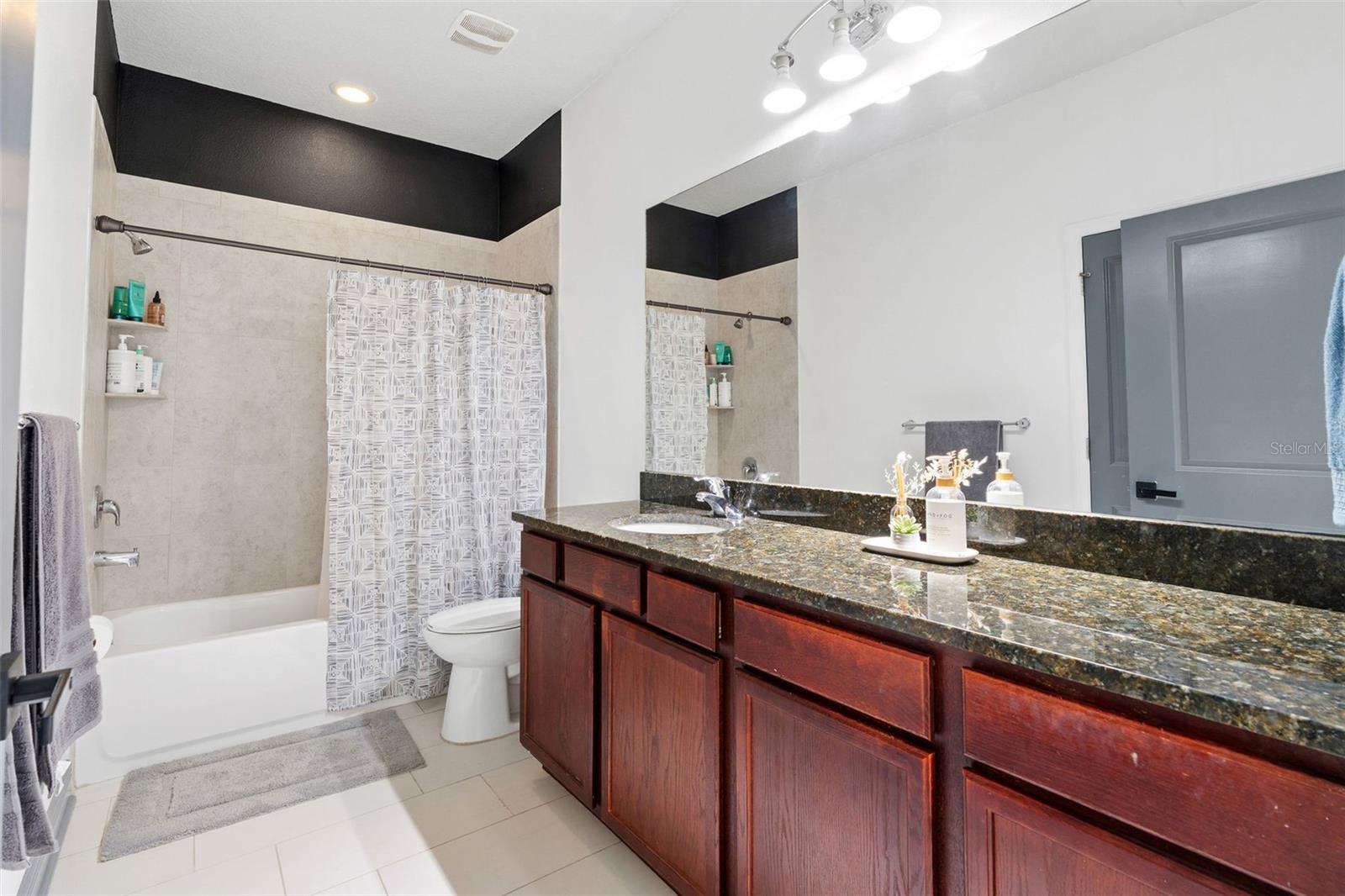 RAVINIA PH 2 - Residential Lease