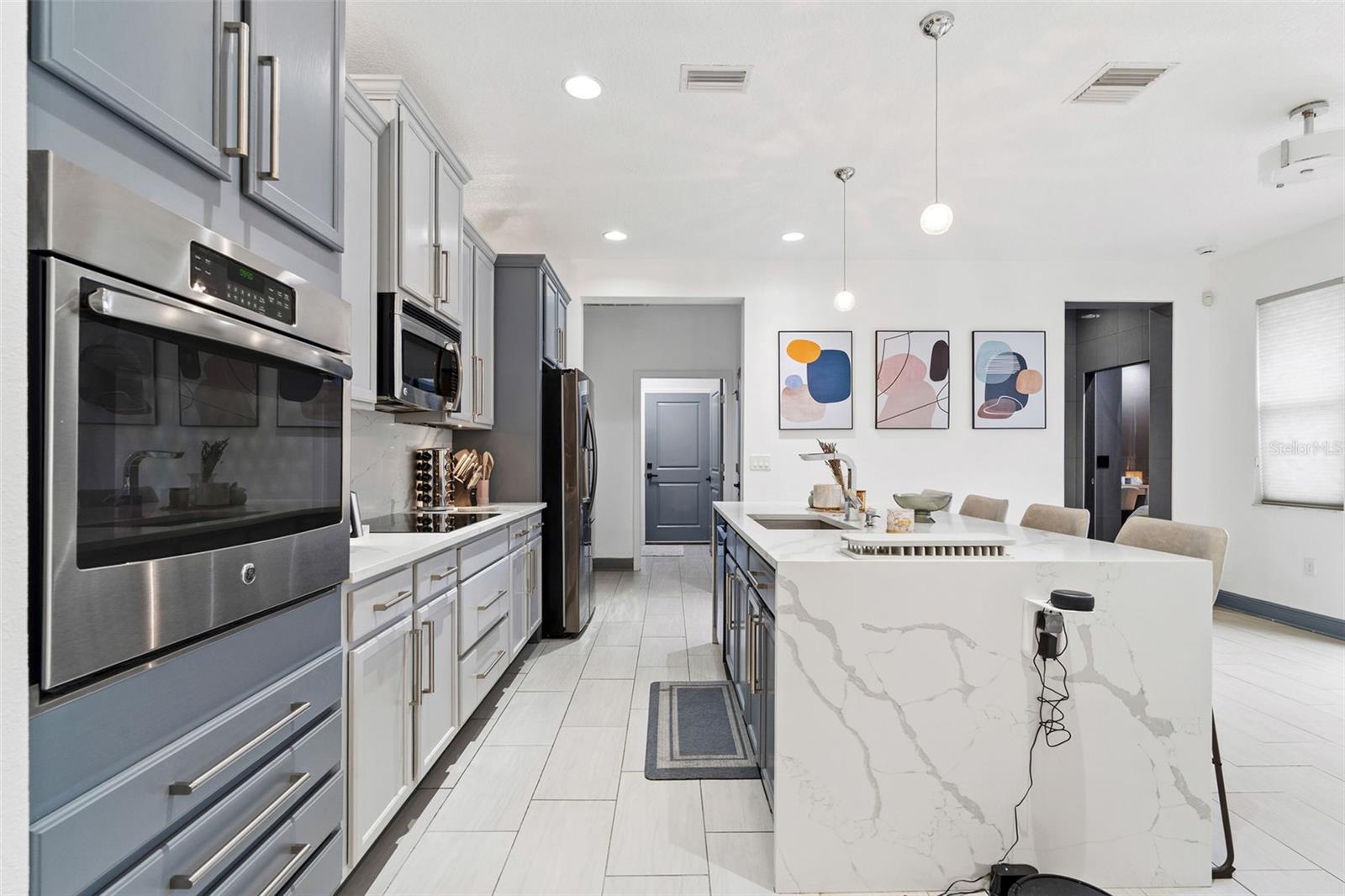 RAVINIA PH 2 - Residential Lease