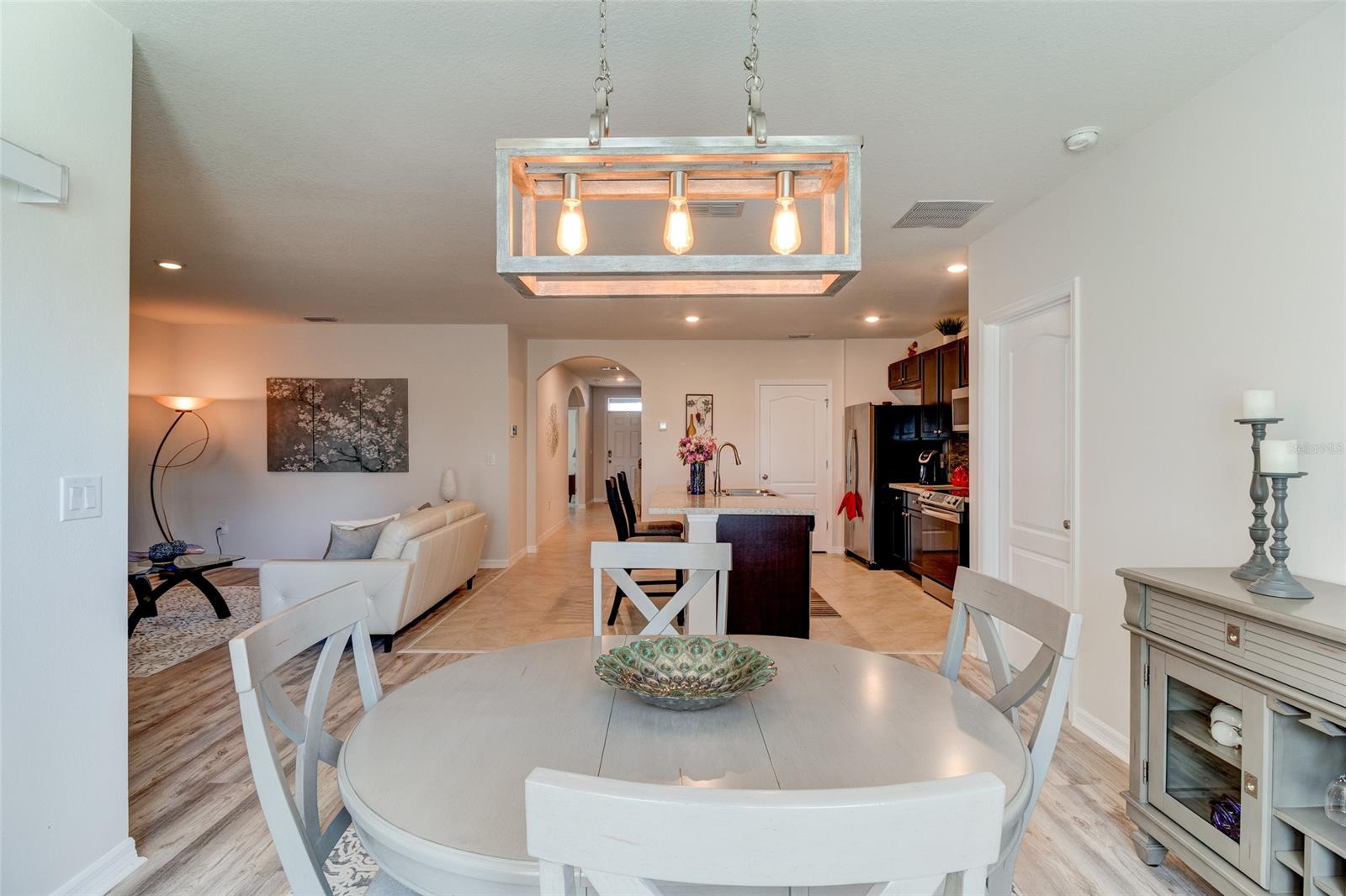 Woodbridge Lks/Edgewater - Residential