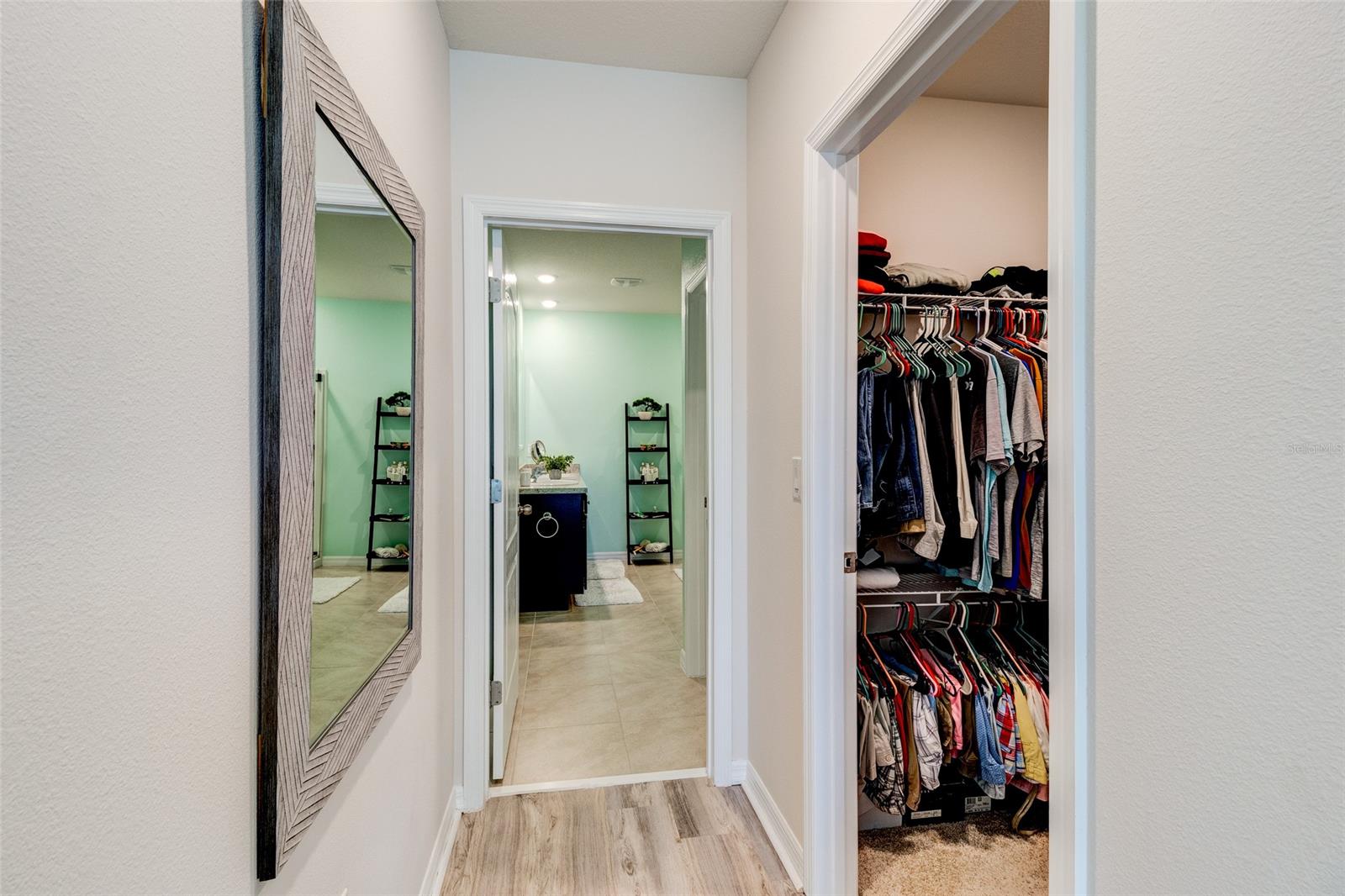 Woodbridge Lks/Edgewater - Residential