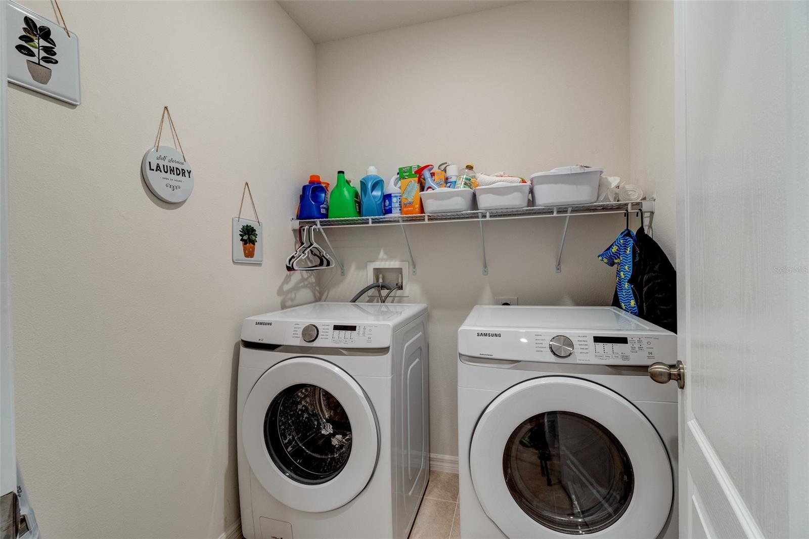 Woodbridge Lks/Edgewater - Residential