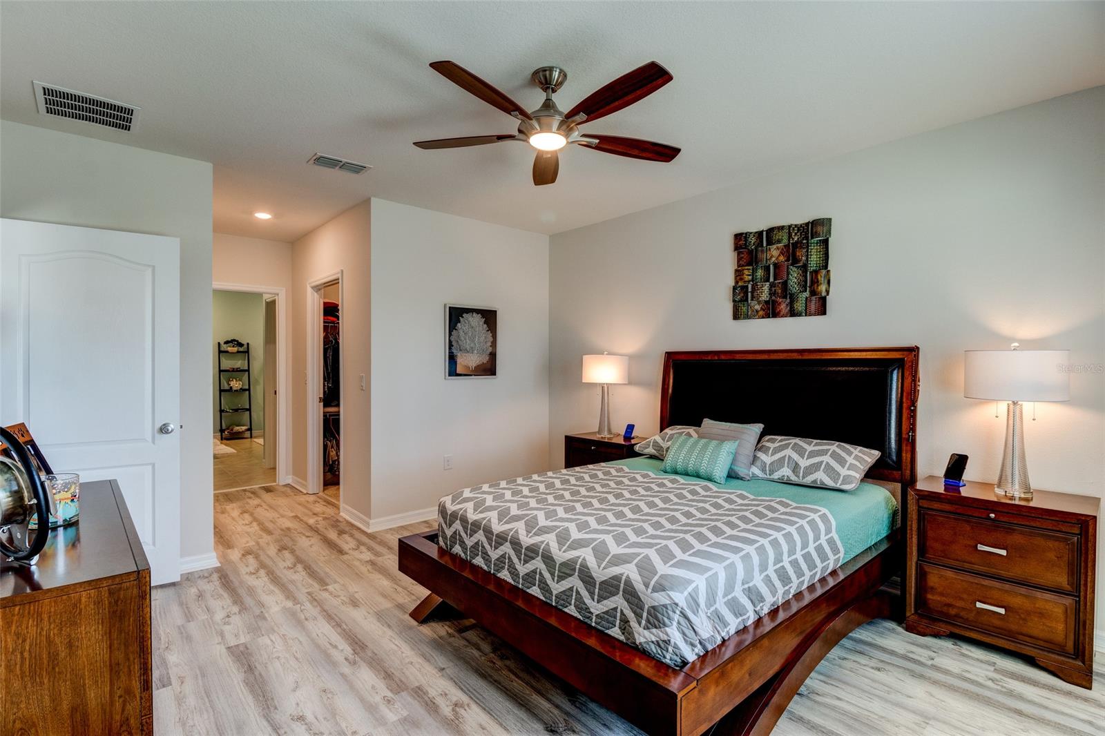 Woodbridge Lks/Edgewater - Residential