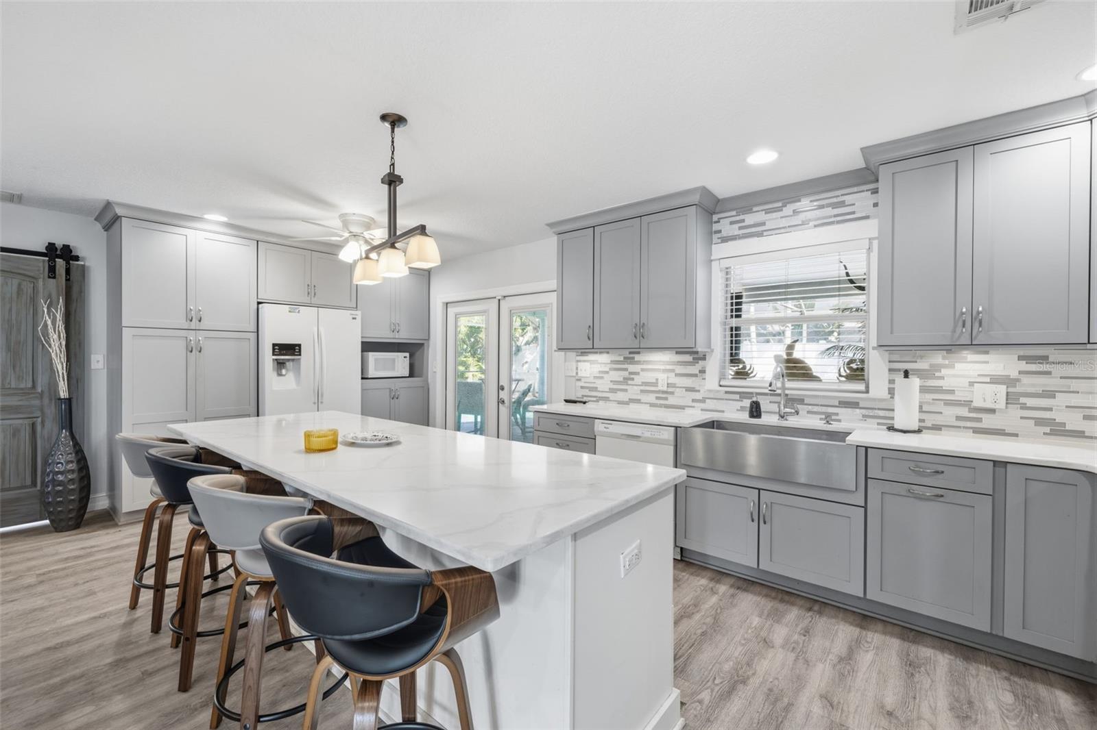 MAXIMO MOORINGS - Residential