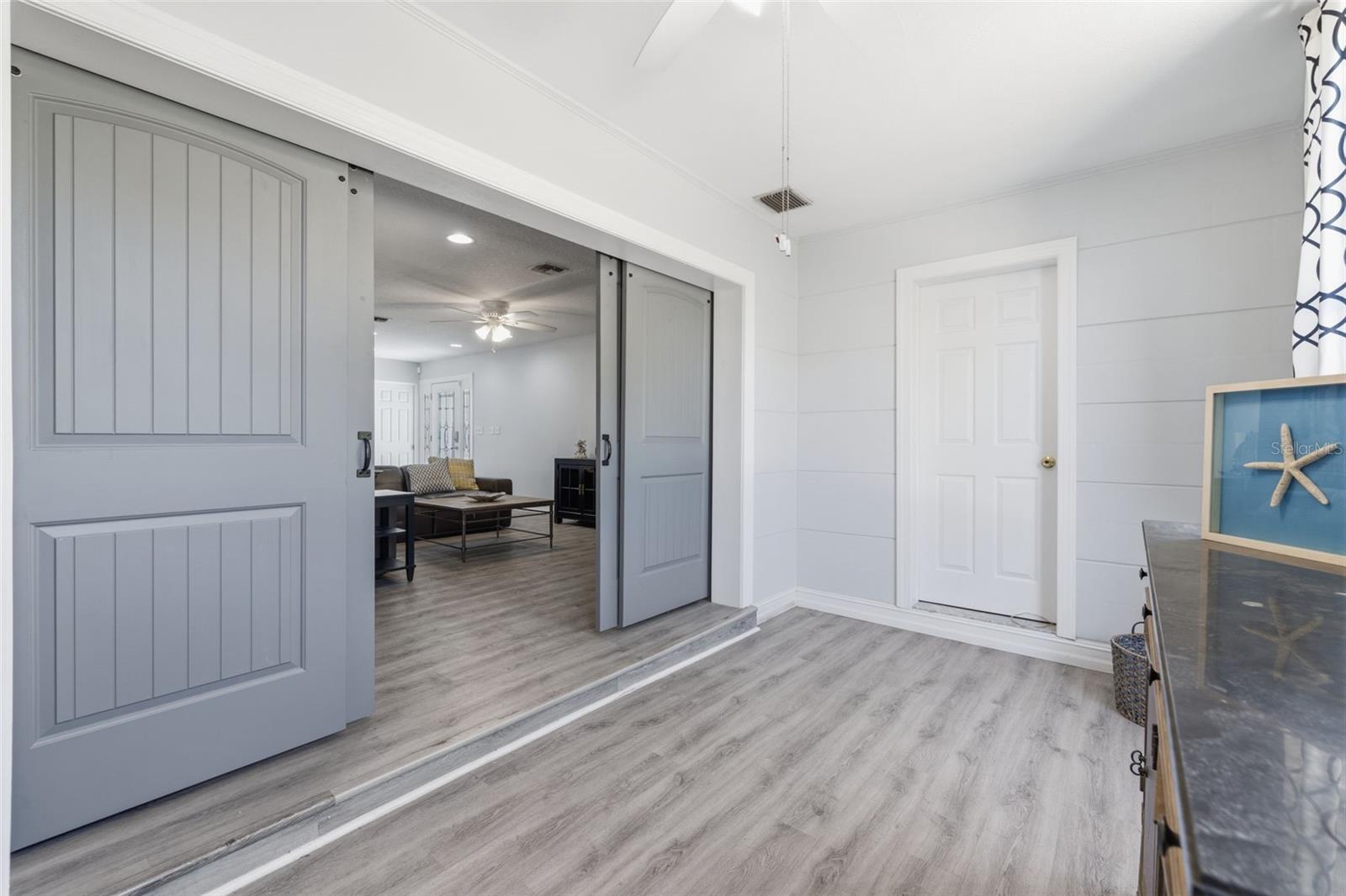 MAXIMO MOORINGS - Residential