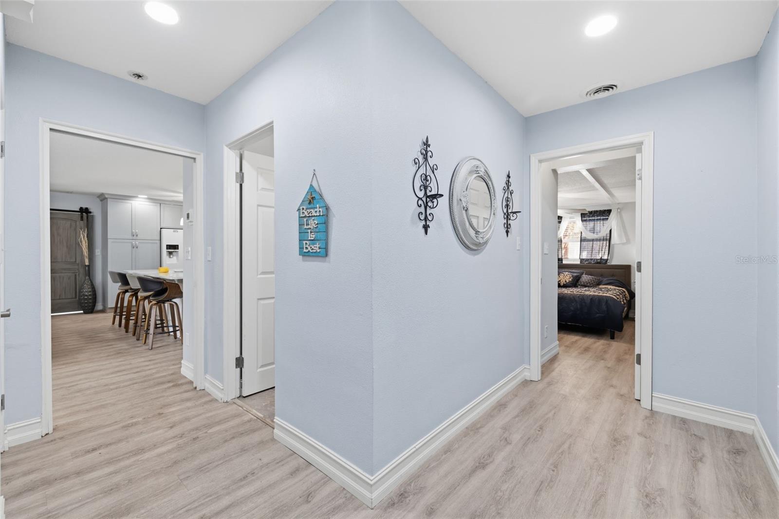 MAXIMO MOORINGS - Residential