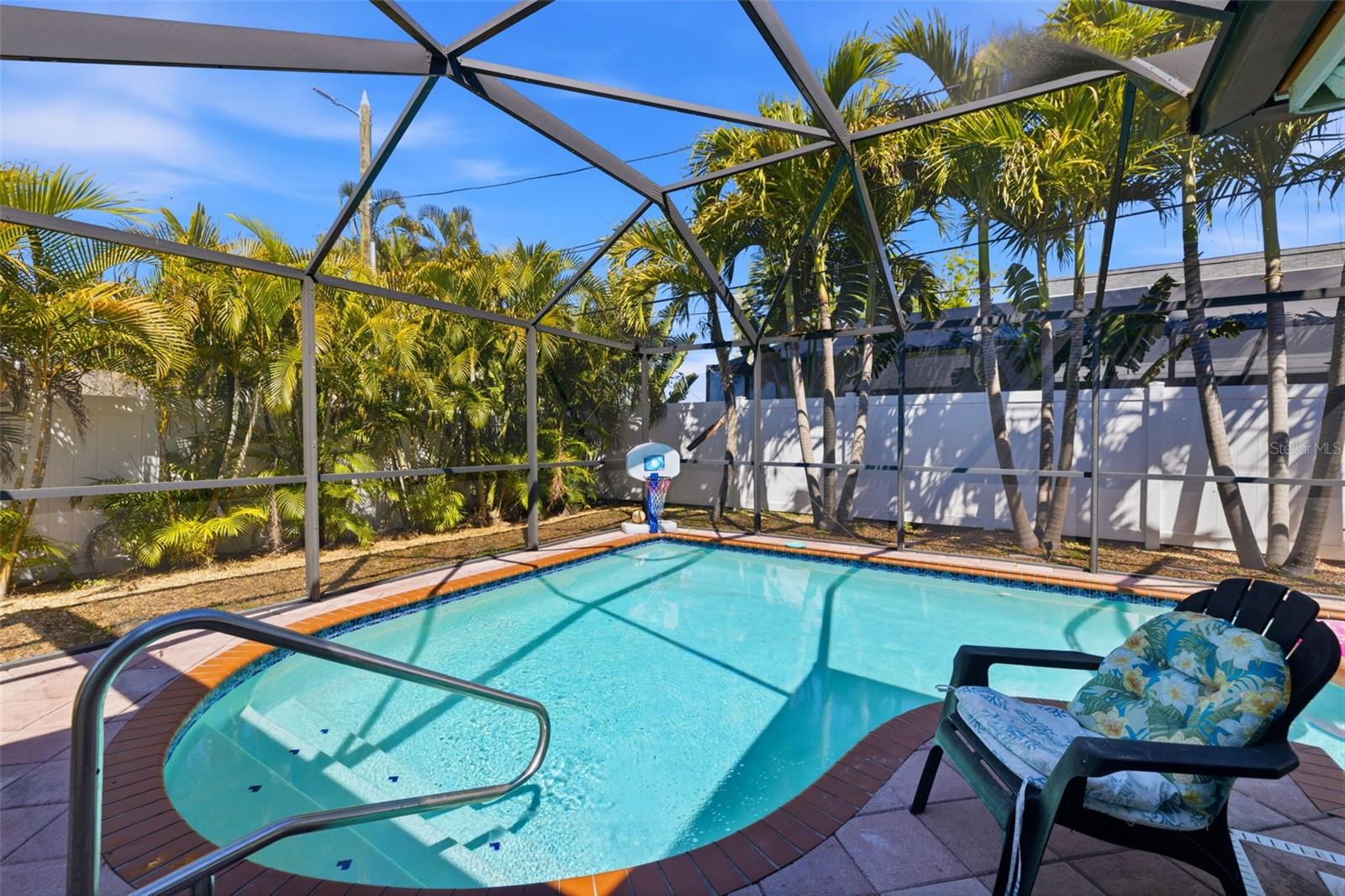 MAXIMO MOORINGS - Residential