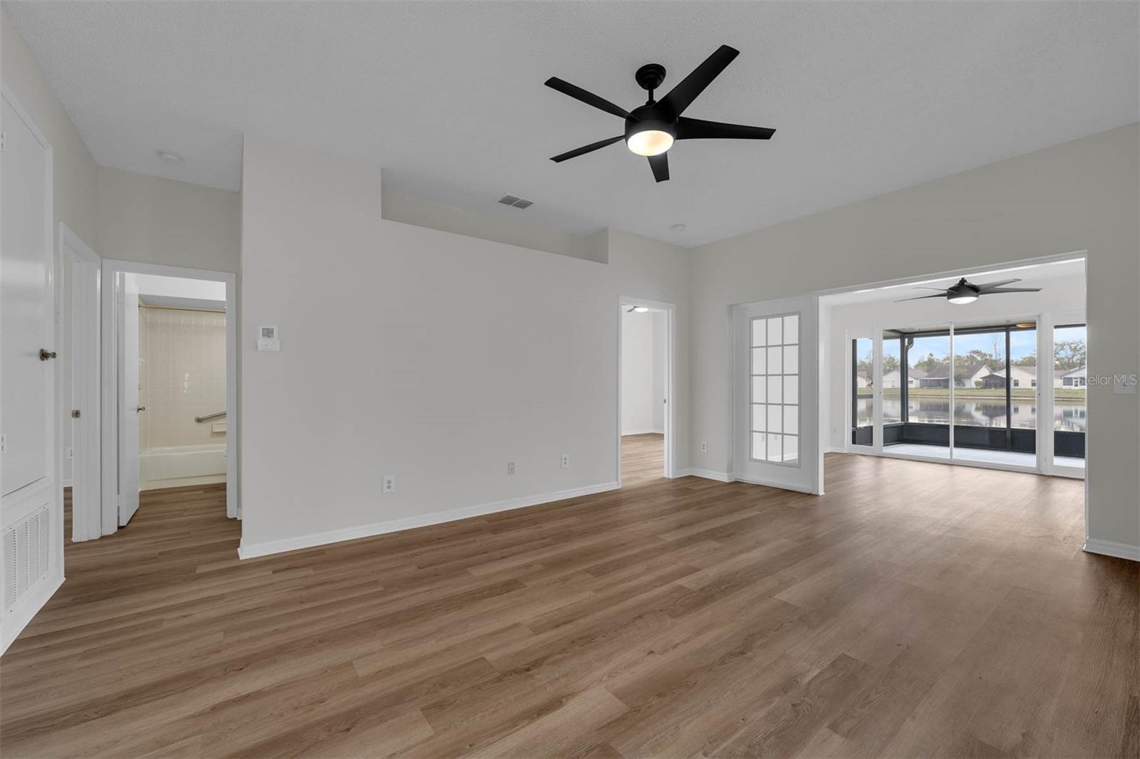 5669 PARKVIEW LAKE DRIVE