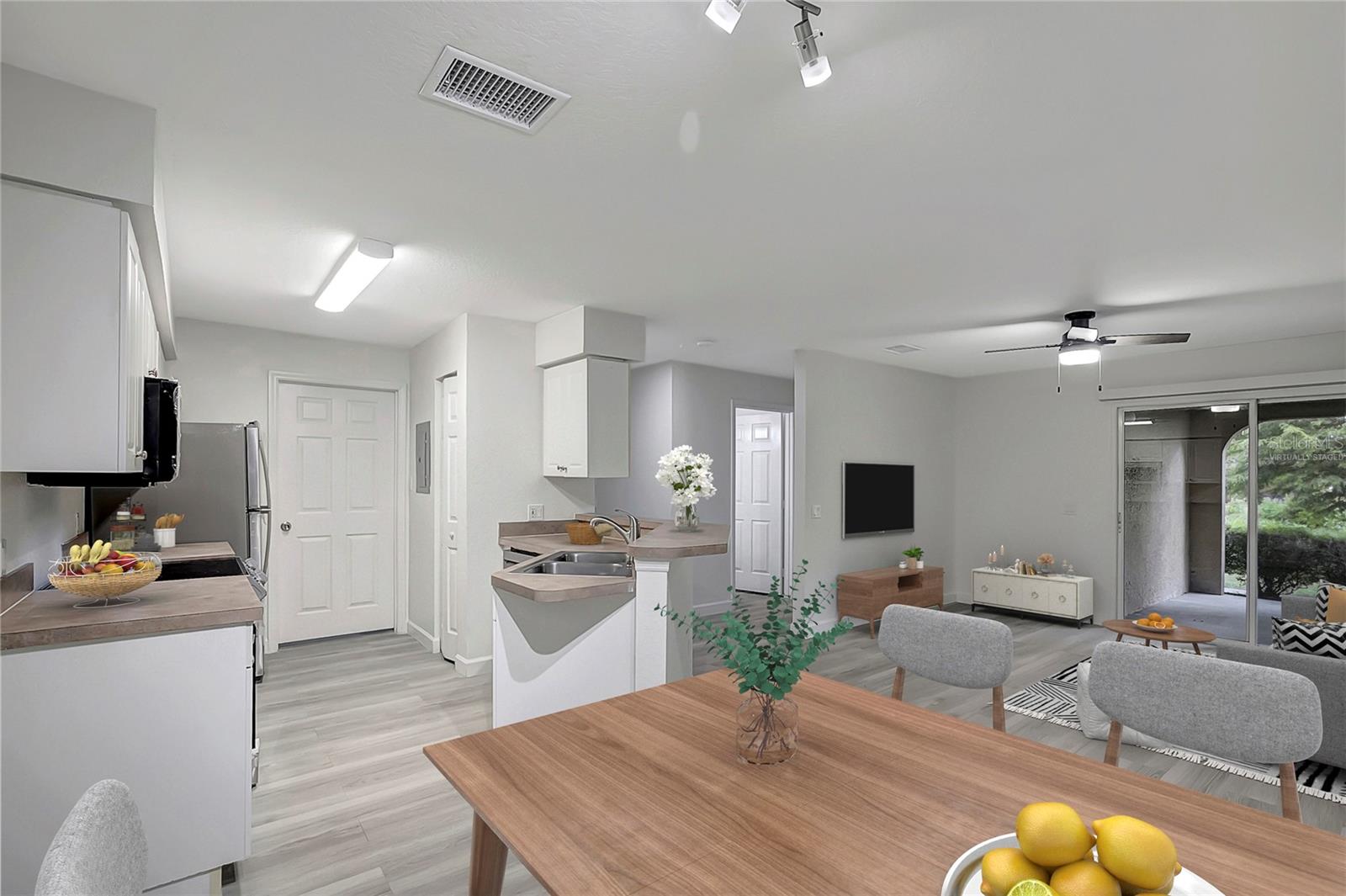 BELMONT AT RYALS CHASE CONDO - Residential