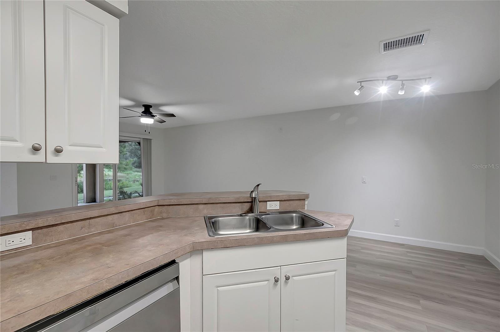 BELMONT AT RYALS CHASE CONDO - Residential