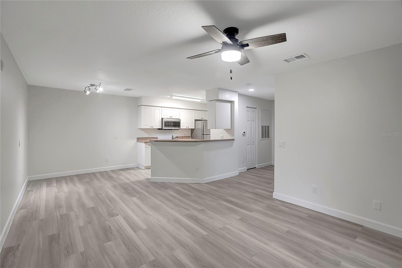 BELMONT AT RYALS CHASE CONDO - Residential