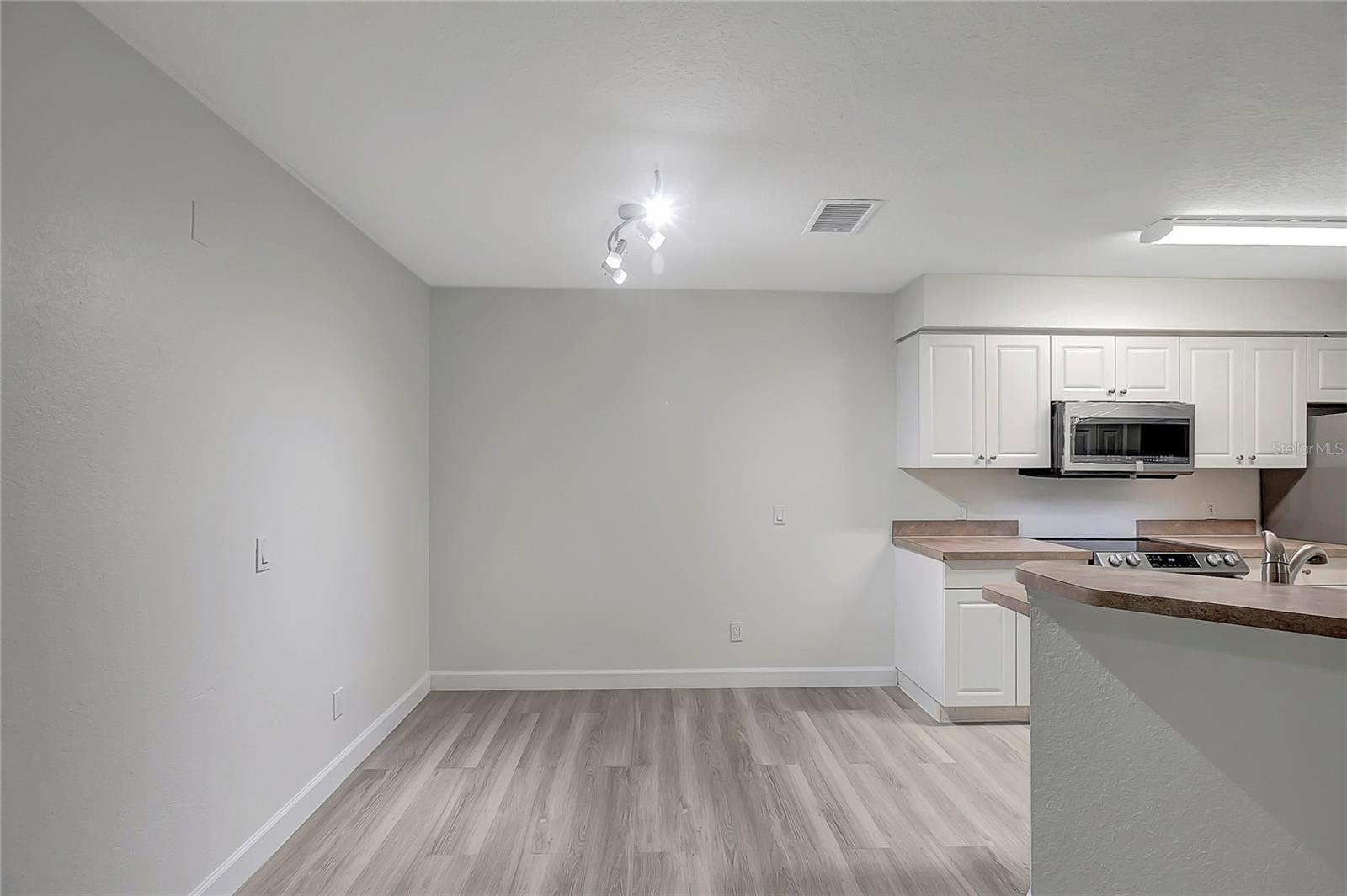 BELMONT AT RYALS CHASE CONDO - Residential