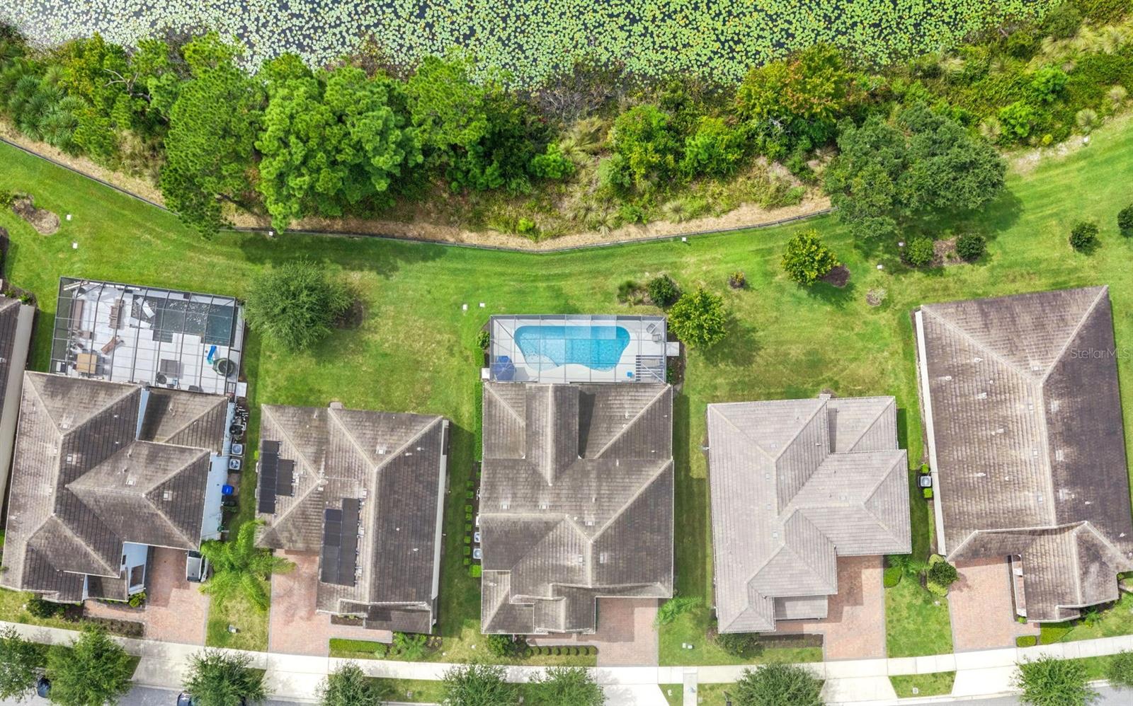 10048 BEACH PORT DRIVE