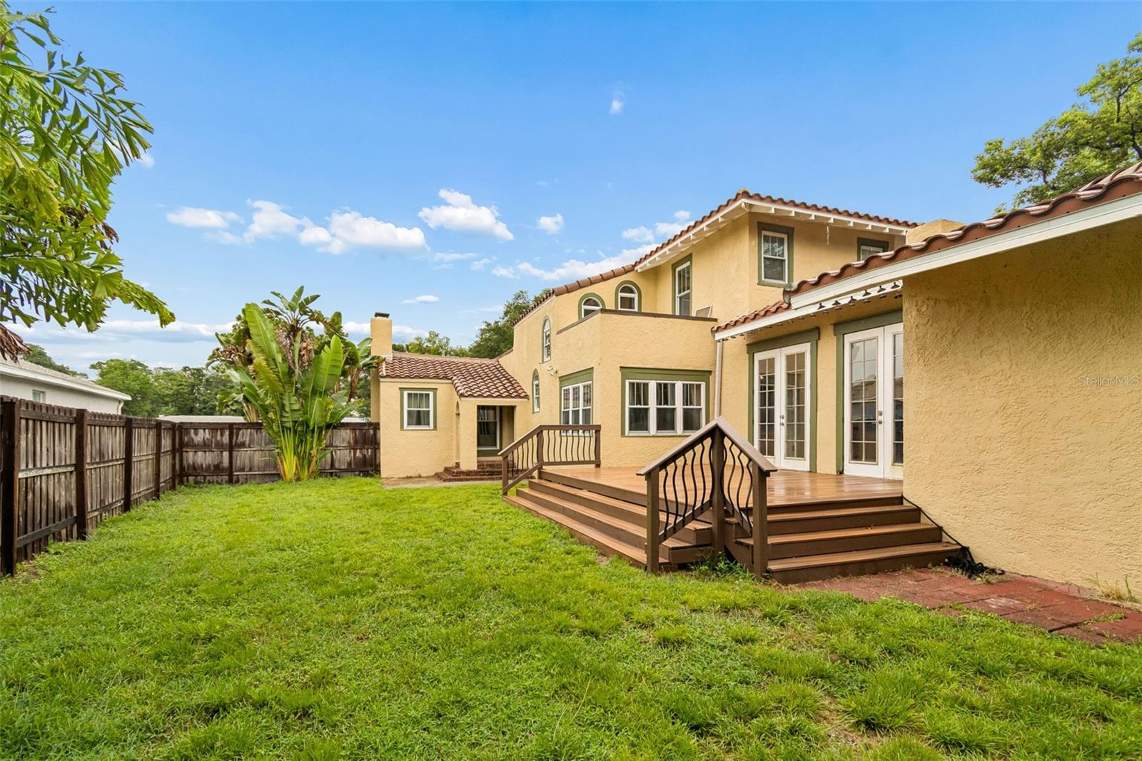 2518 GRANADA CIRCLE E