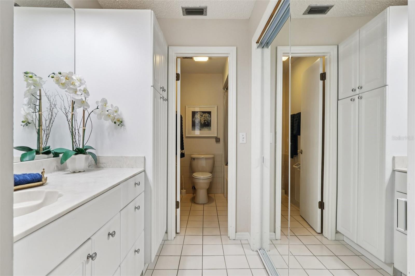 LAZY OAKS CONDO - Residential