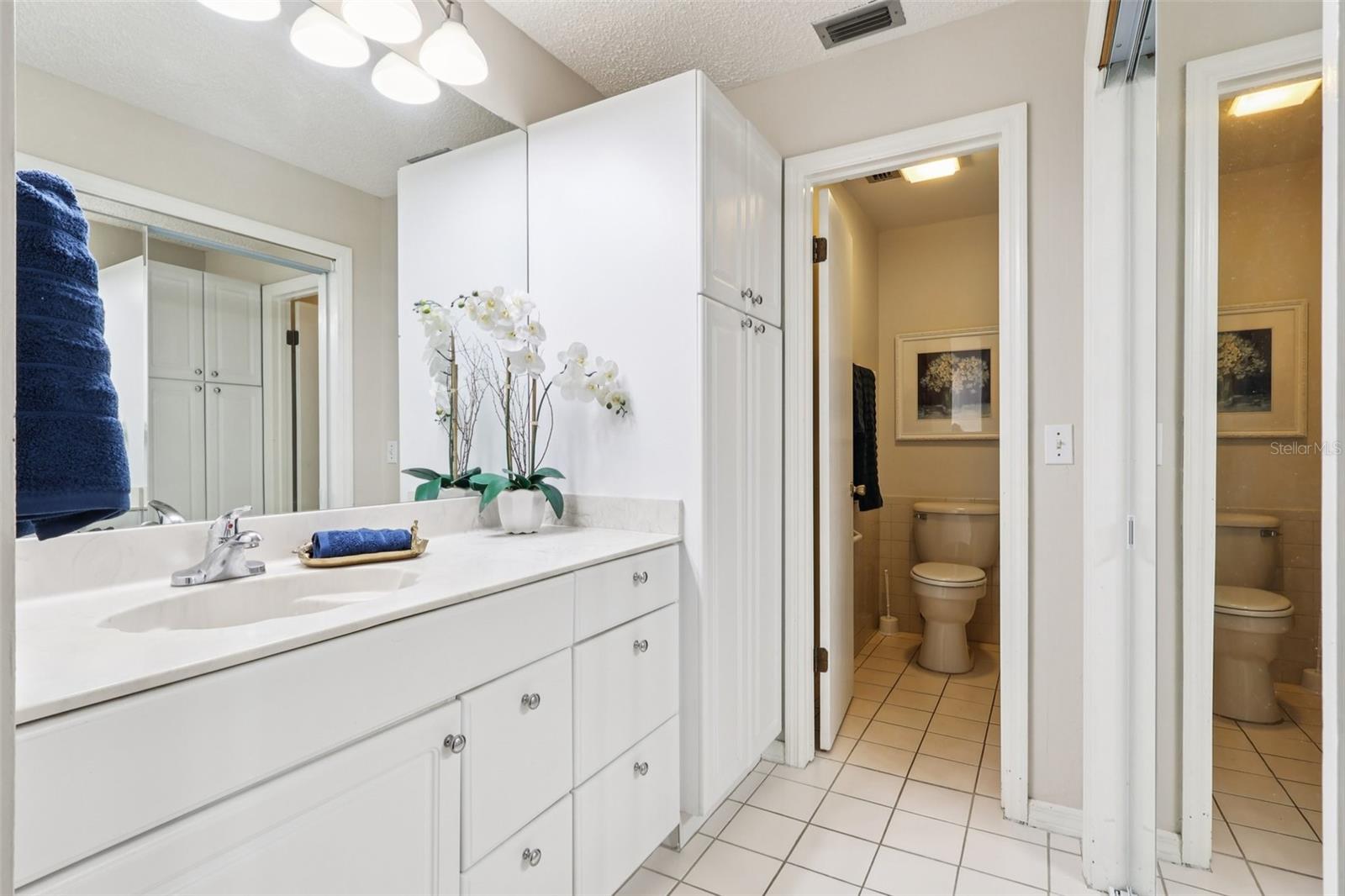 LAZY OAKS CONDO - Residential