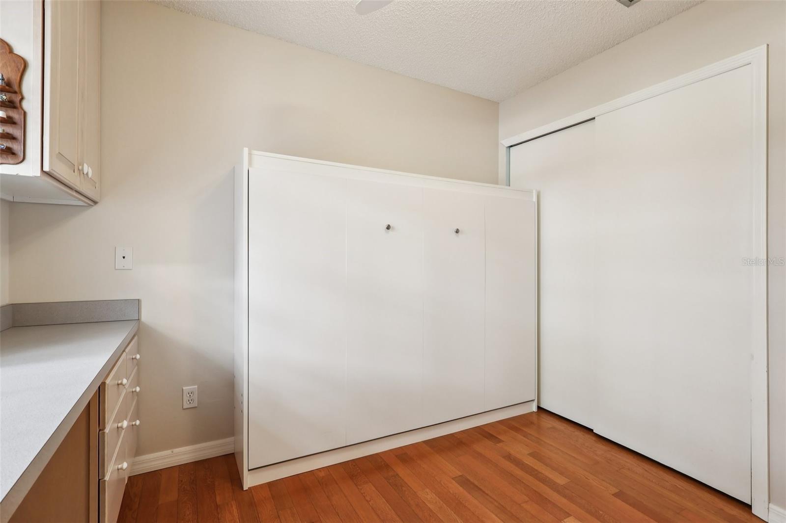 LAZY OAKS CONDO - Residential